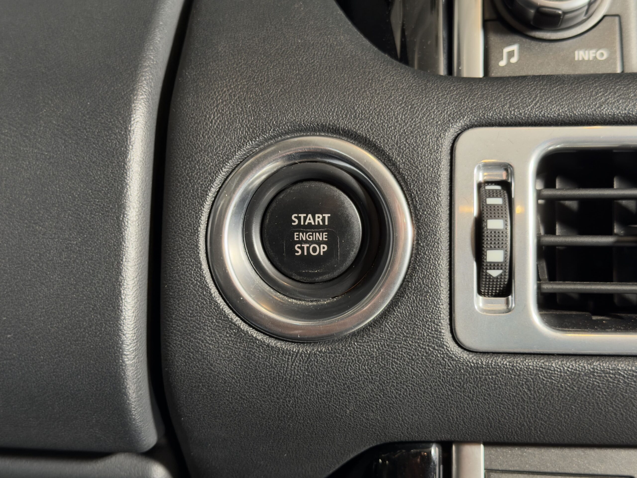 2011 Land Rover Range Rover 3.6 TDV8 Vogue