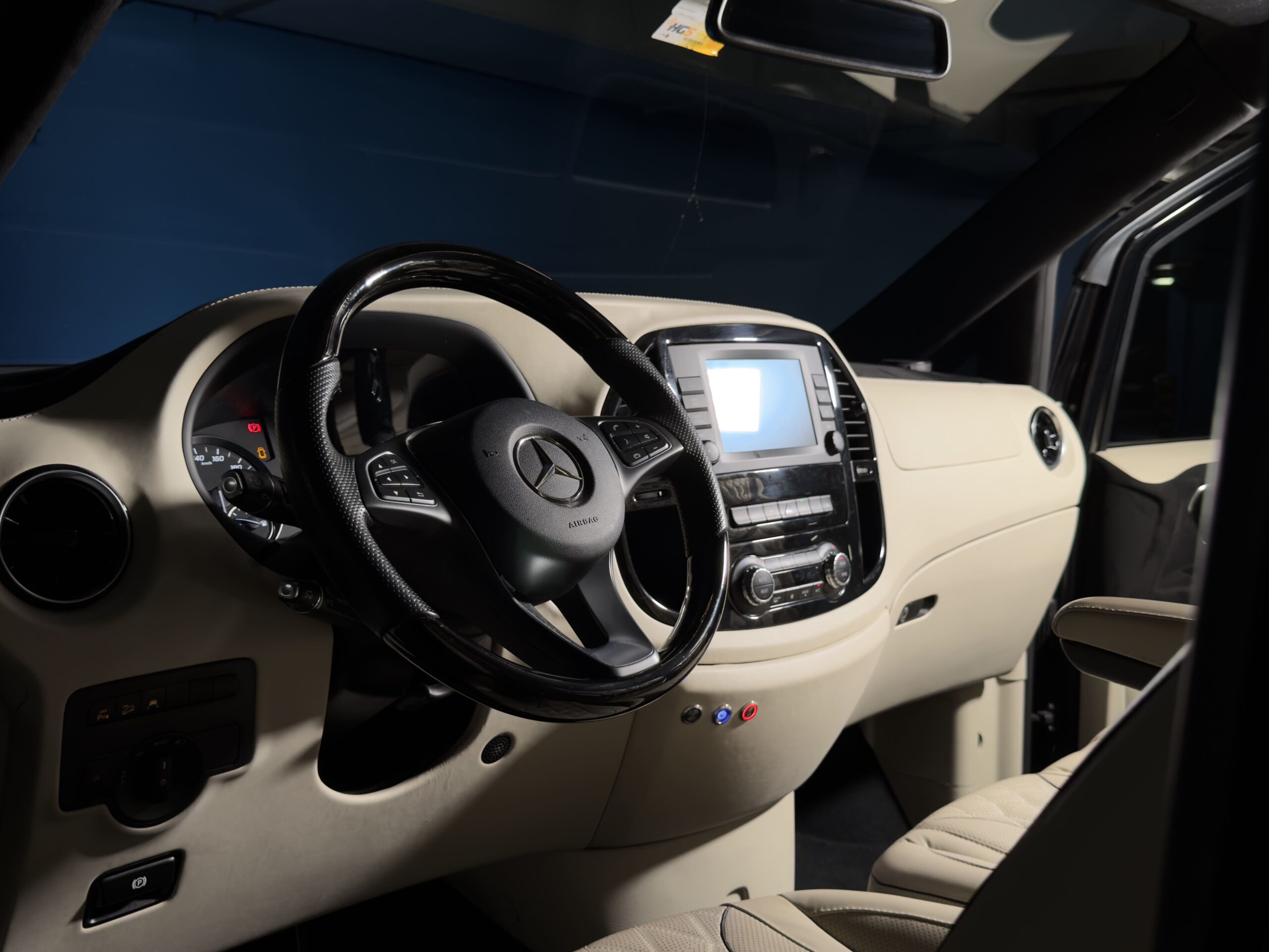 2023 Mercedes-Benz Vito Tourer Select Plus 124 CDI ELWB 4×4