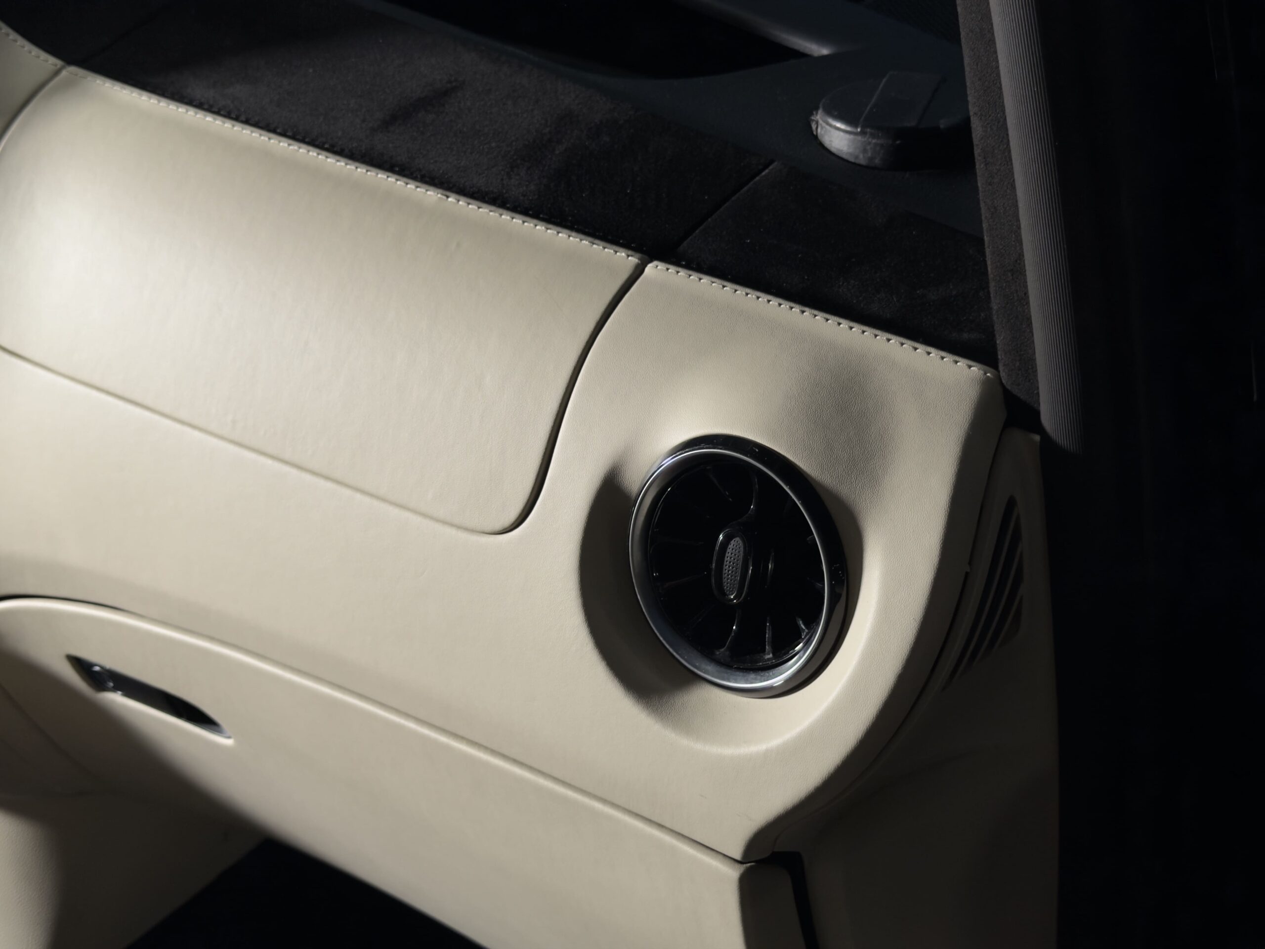 2023 Mercedes-Benz Vito Tourer Select Plus 124 CDI ELWB 4×4