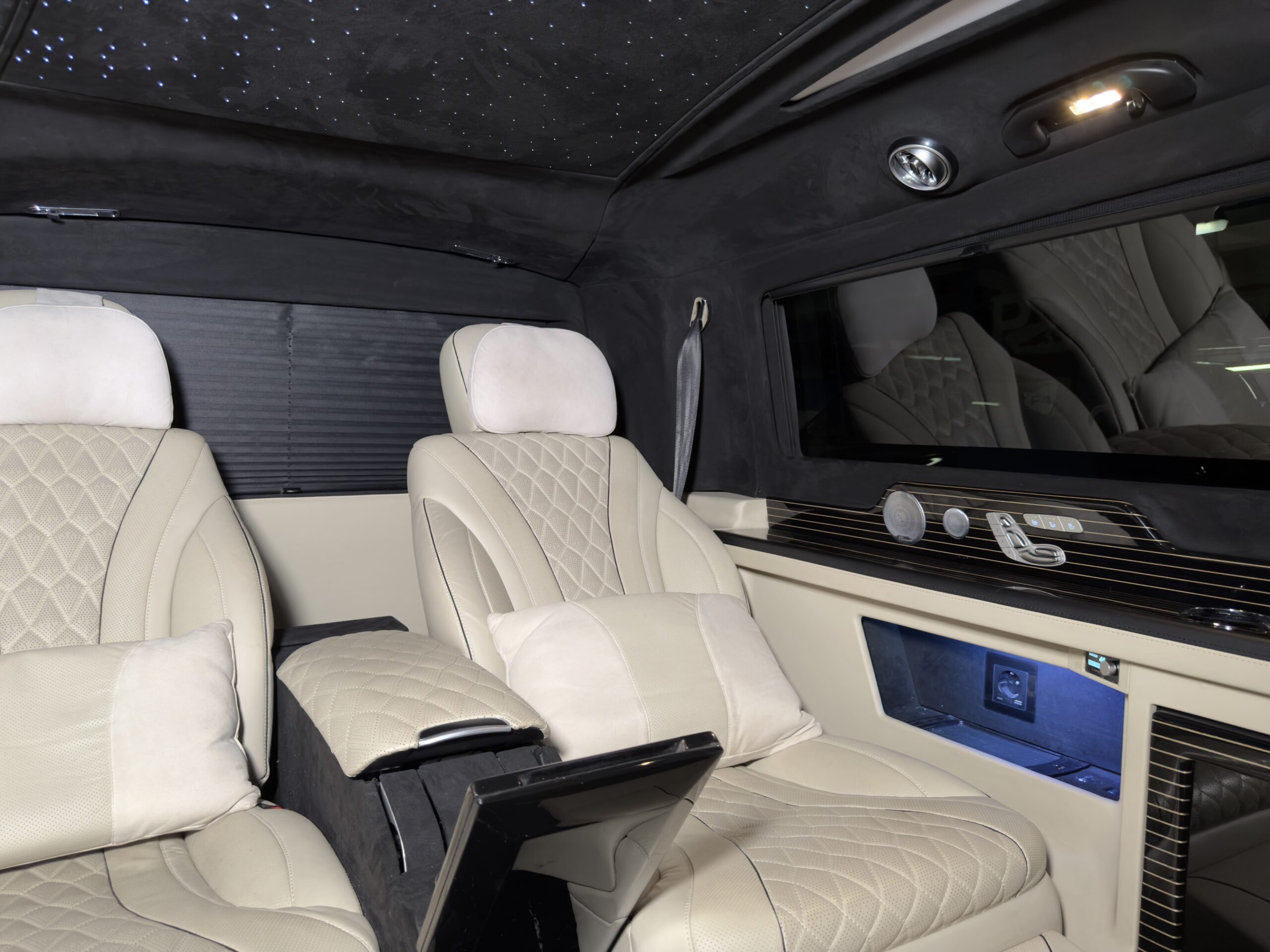 2023 Mercedes-Benz Vito Tourer Select Plus 124 CDI ELWB 4×4