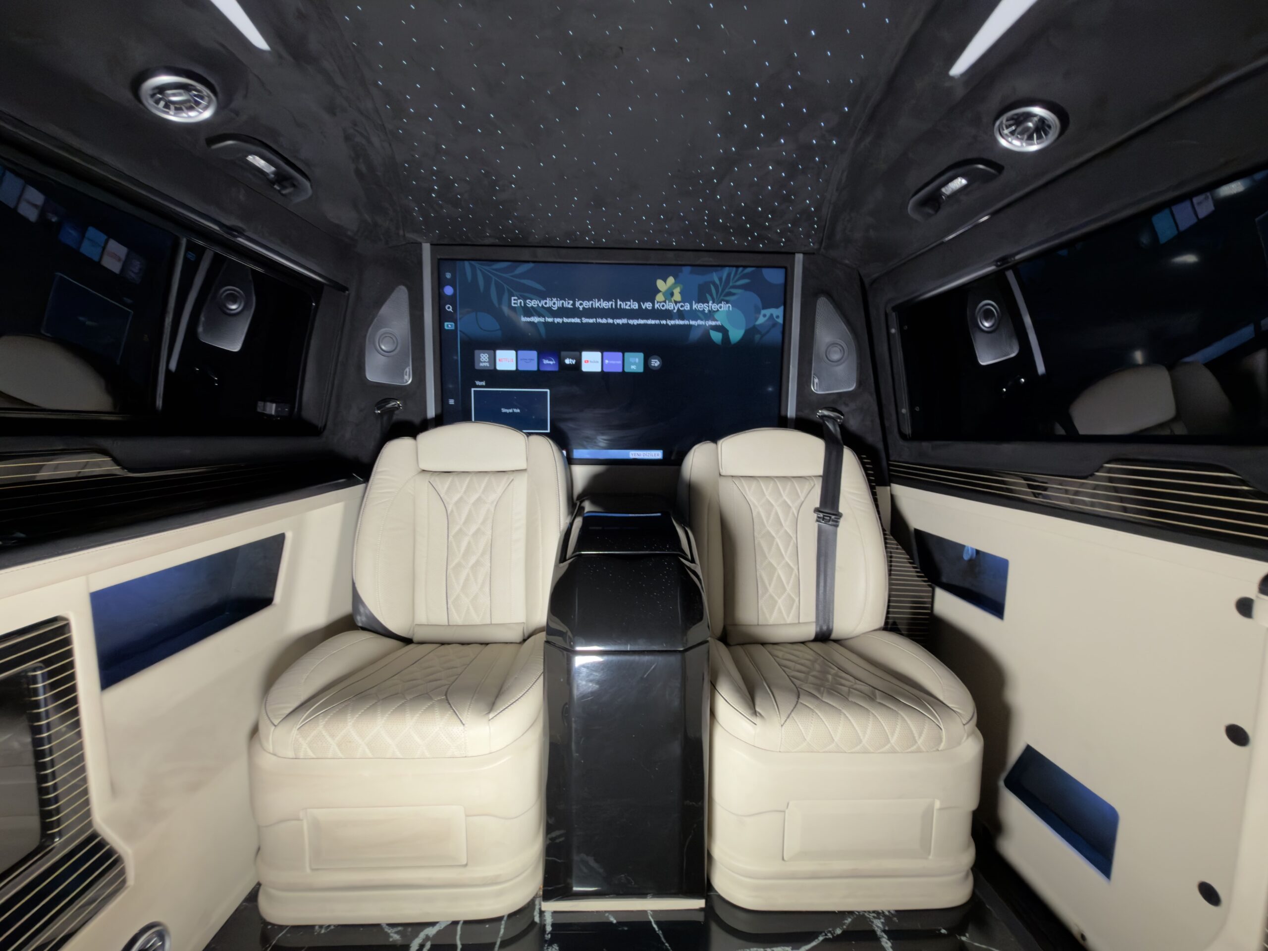 2023 Mercedes-Benz Vito Tourer Select Plus 124 CDI ELWB 4×4