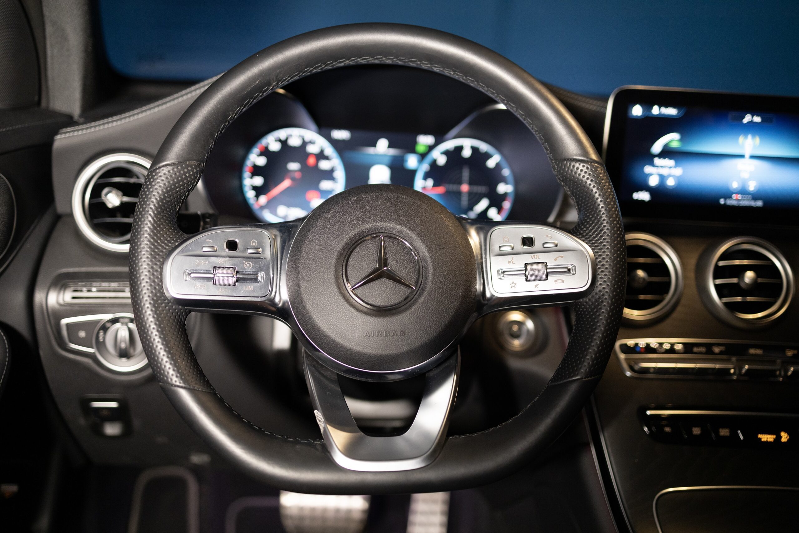 2022 Mercedes-Benz GLC Coupe 300d AMG