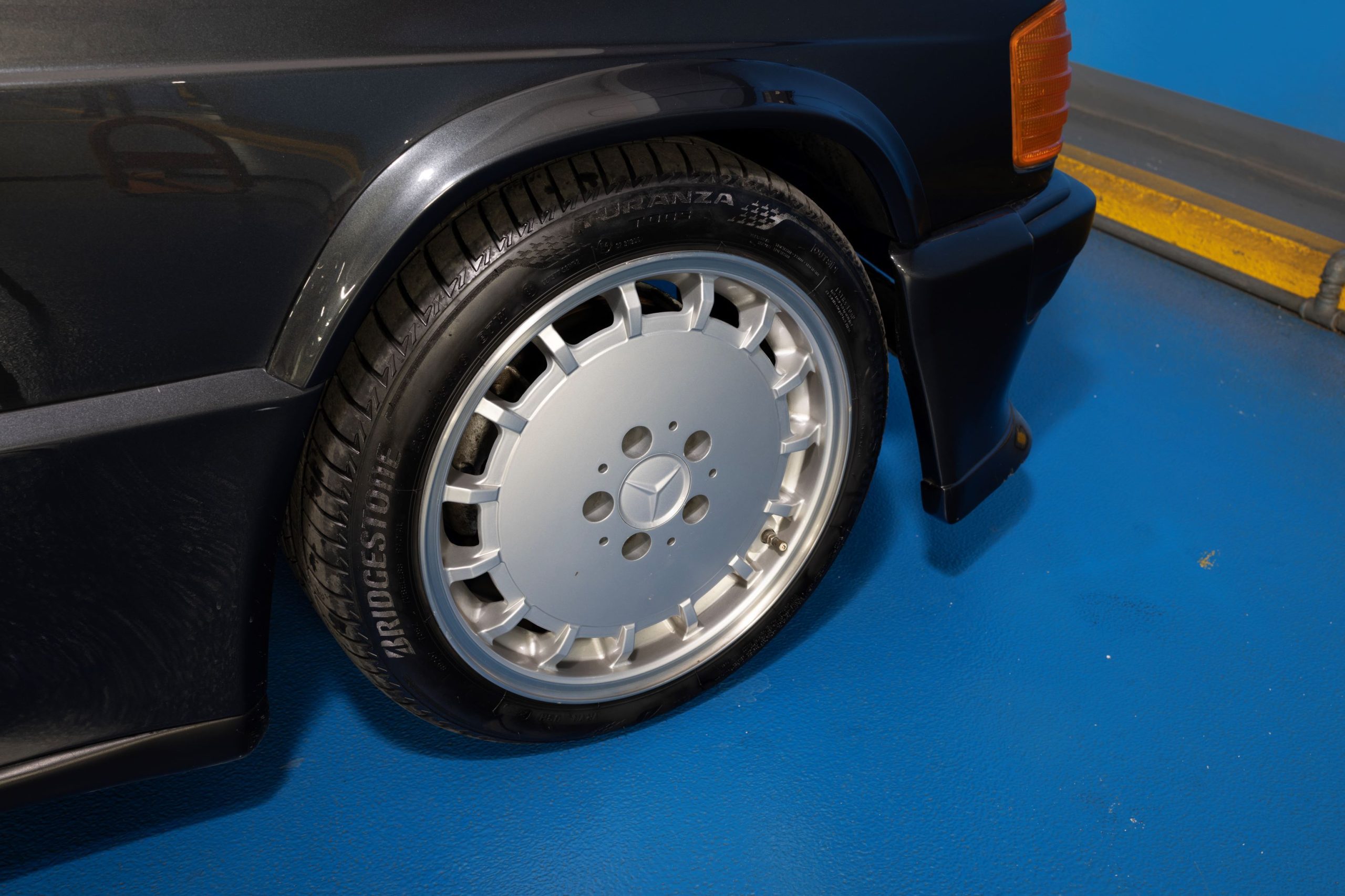 1986 Mercedes-Benz 190 E 2.3 16V