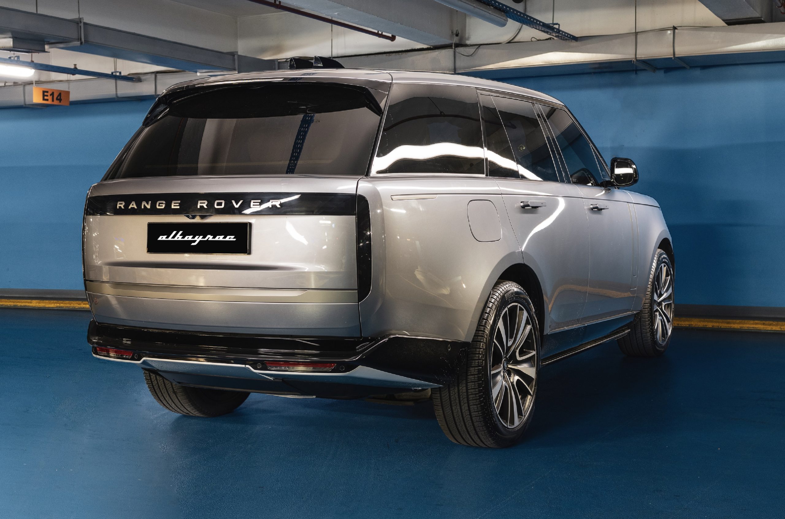 2023 Land Rover Range Rover D350 HSE