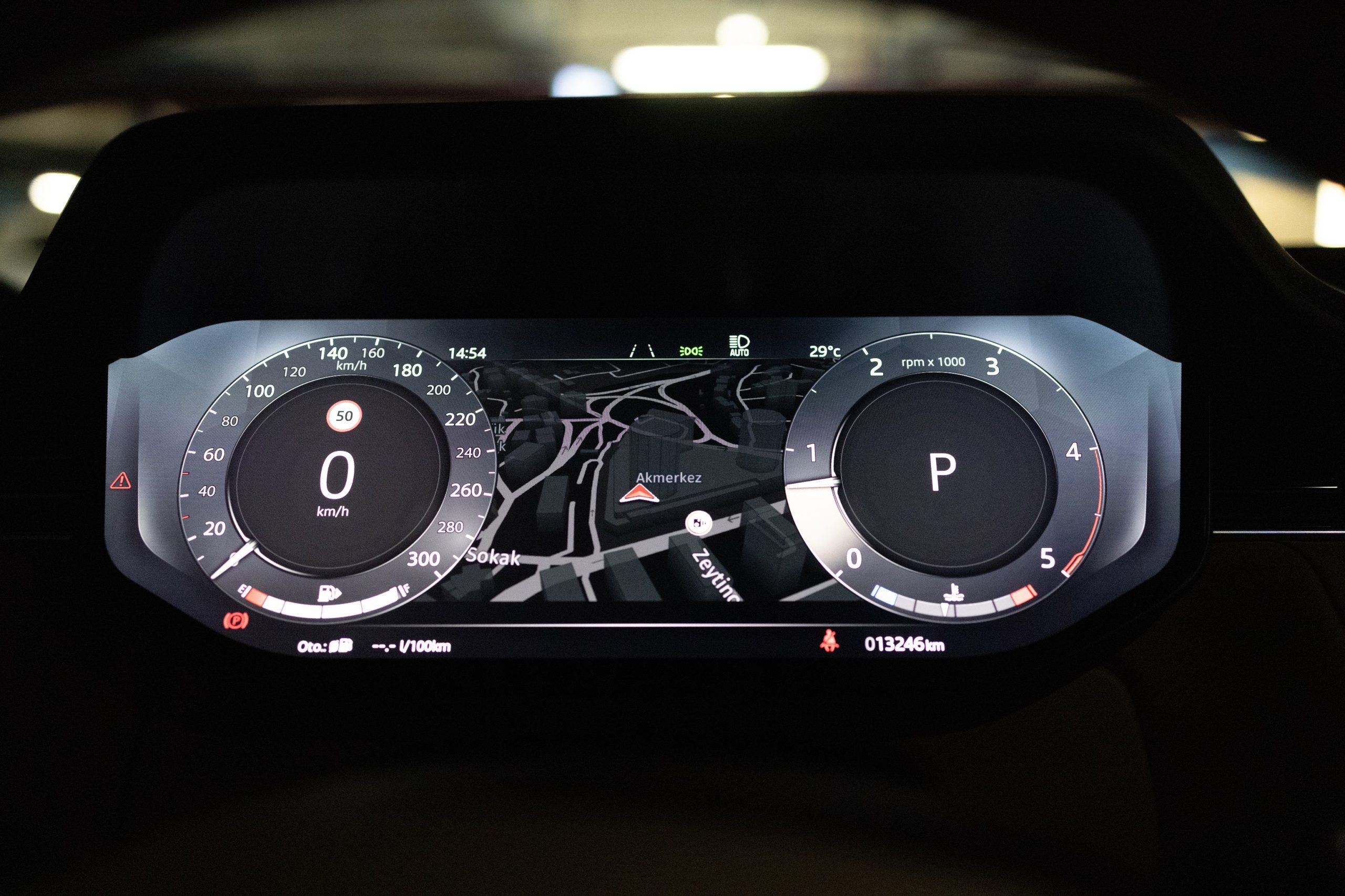 2023 Land Rover Range Rover D350 HSE