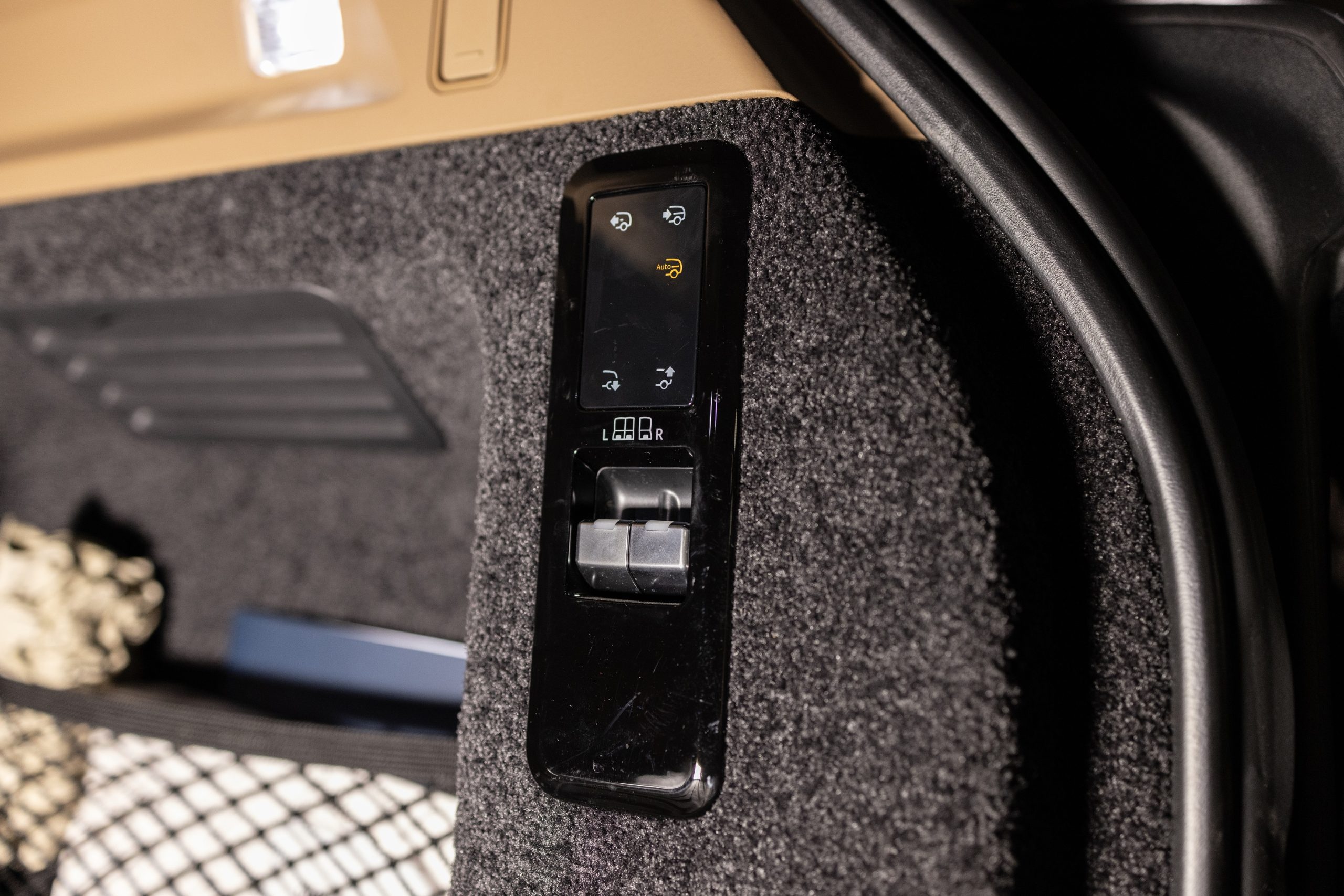 2023 Land Rover Range Rover D350 HSE