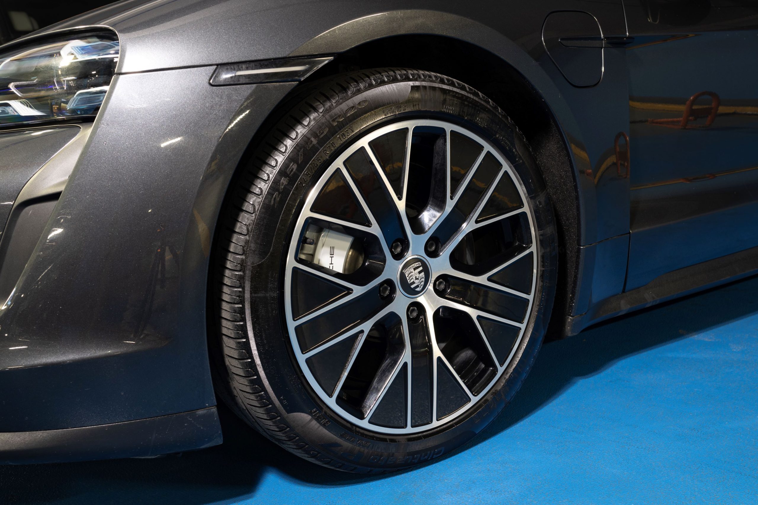 2021 Porsche Taycan 4S Performance Plus