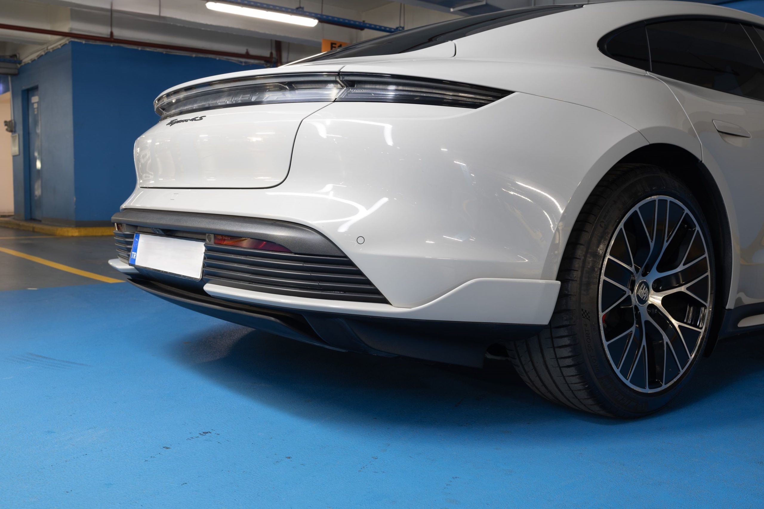 2021 Porsche Taycan 4S Performance Plus