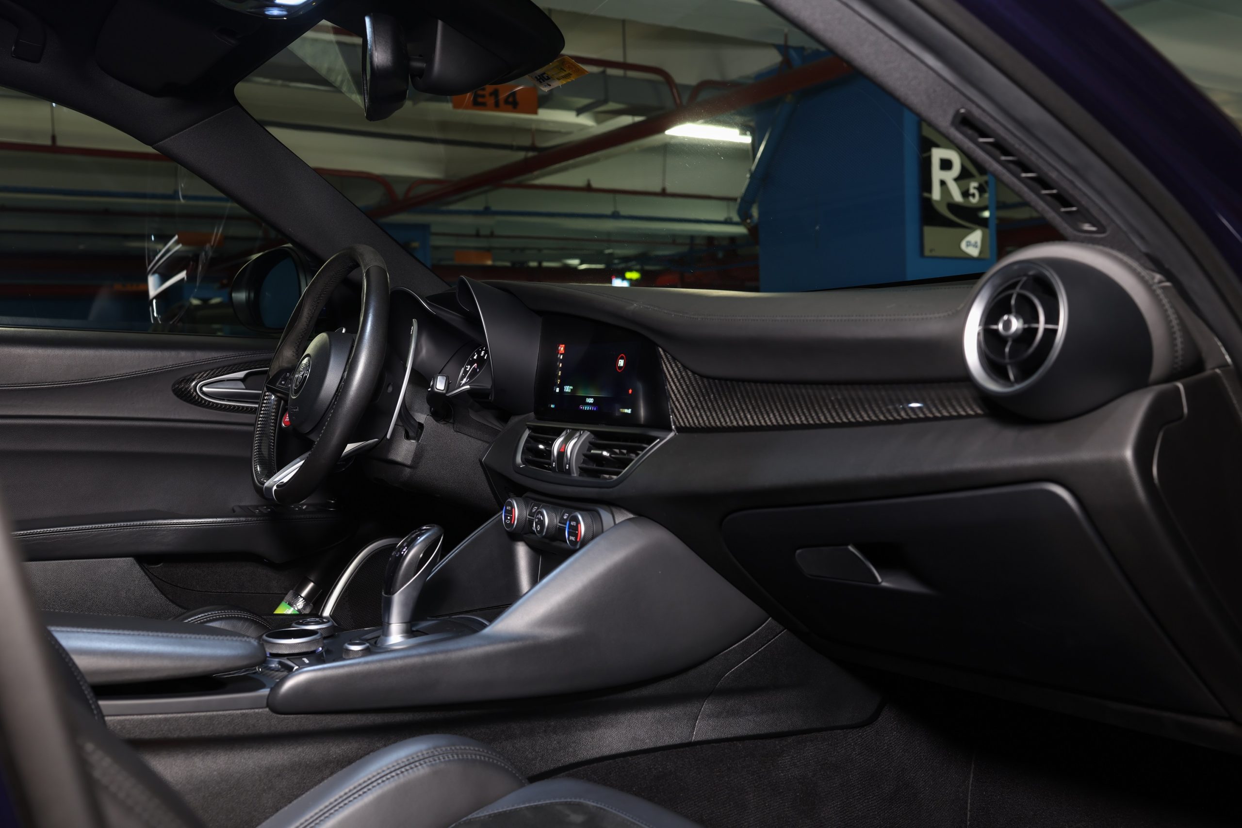 2016 Alfa Romeo Giulia QV