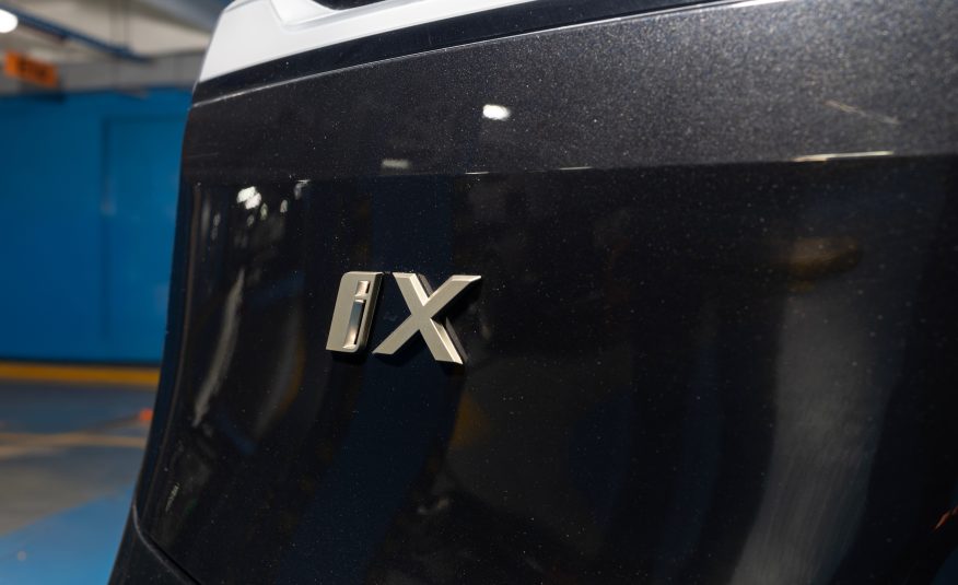 2022 BMW iX XDrive50