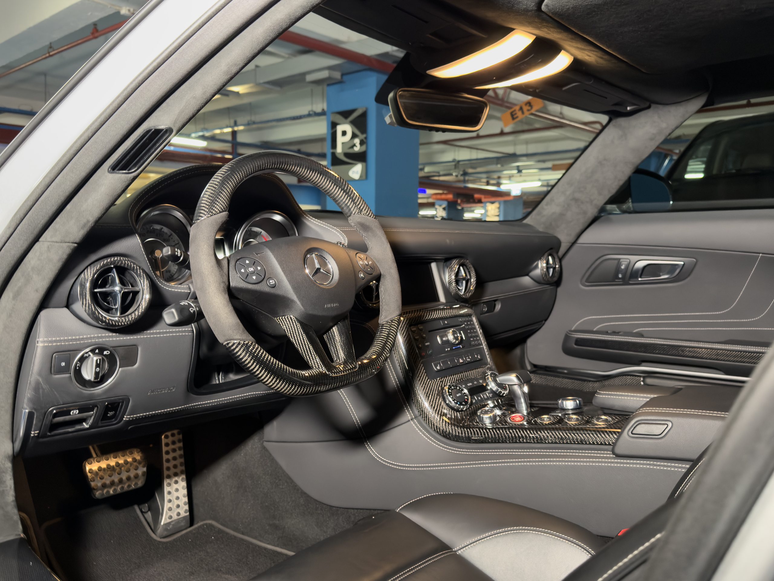 2011 Mercedes-Benz SLS AMG