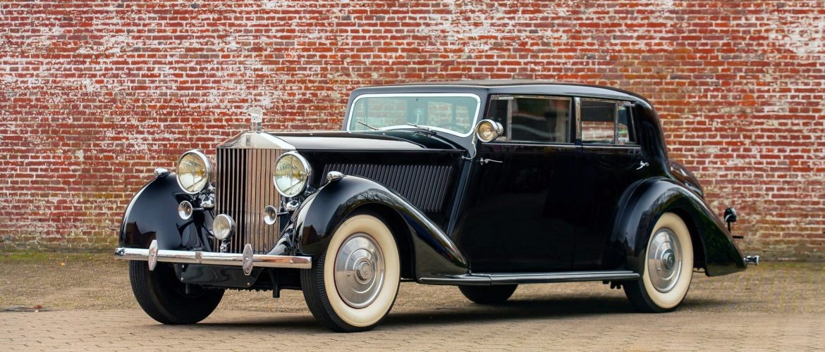 Rolls-Royce Phantom: 100 Yıllık İhtişamın Yolculuğu