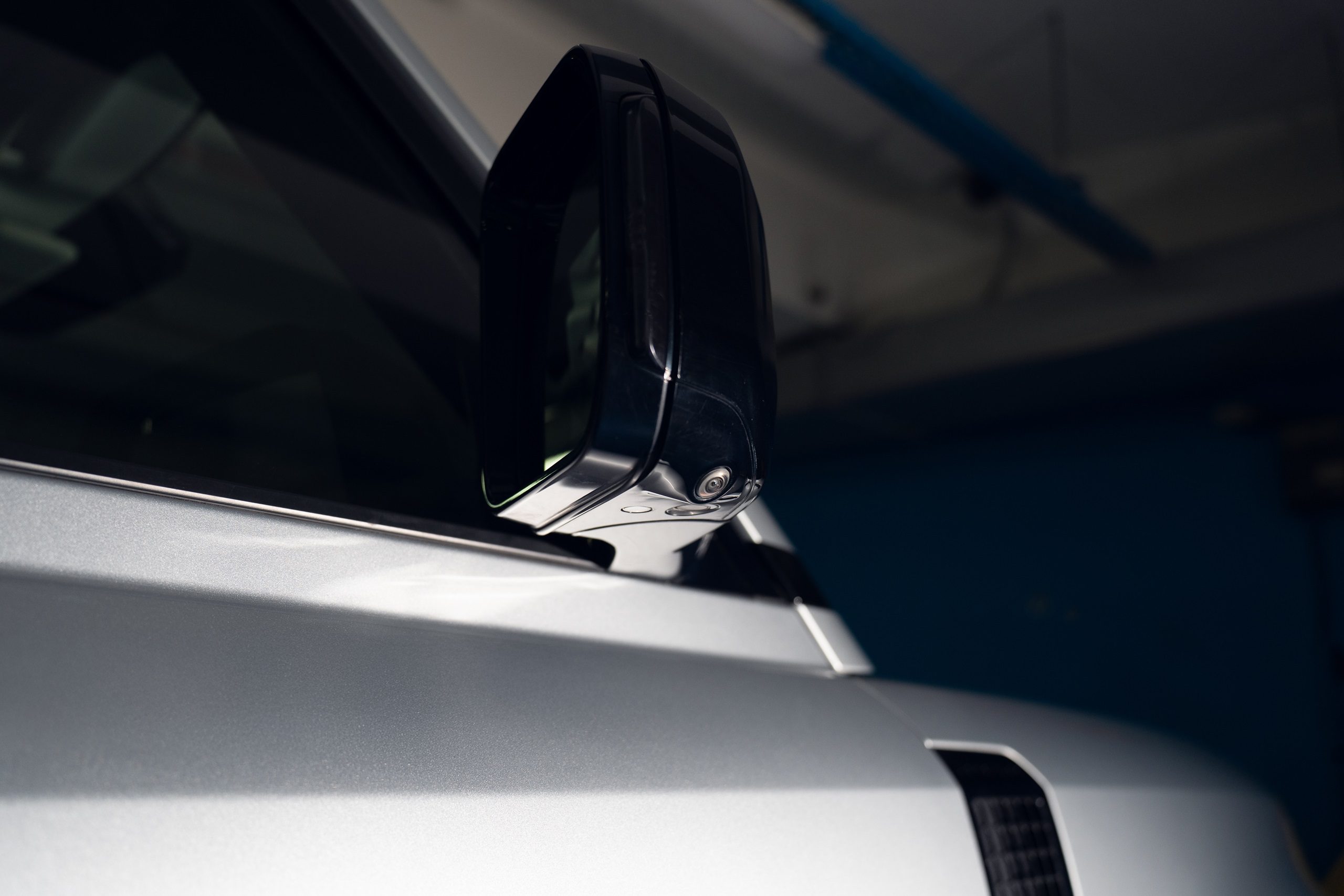 2020 Land Rover Defender D240 SE