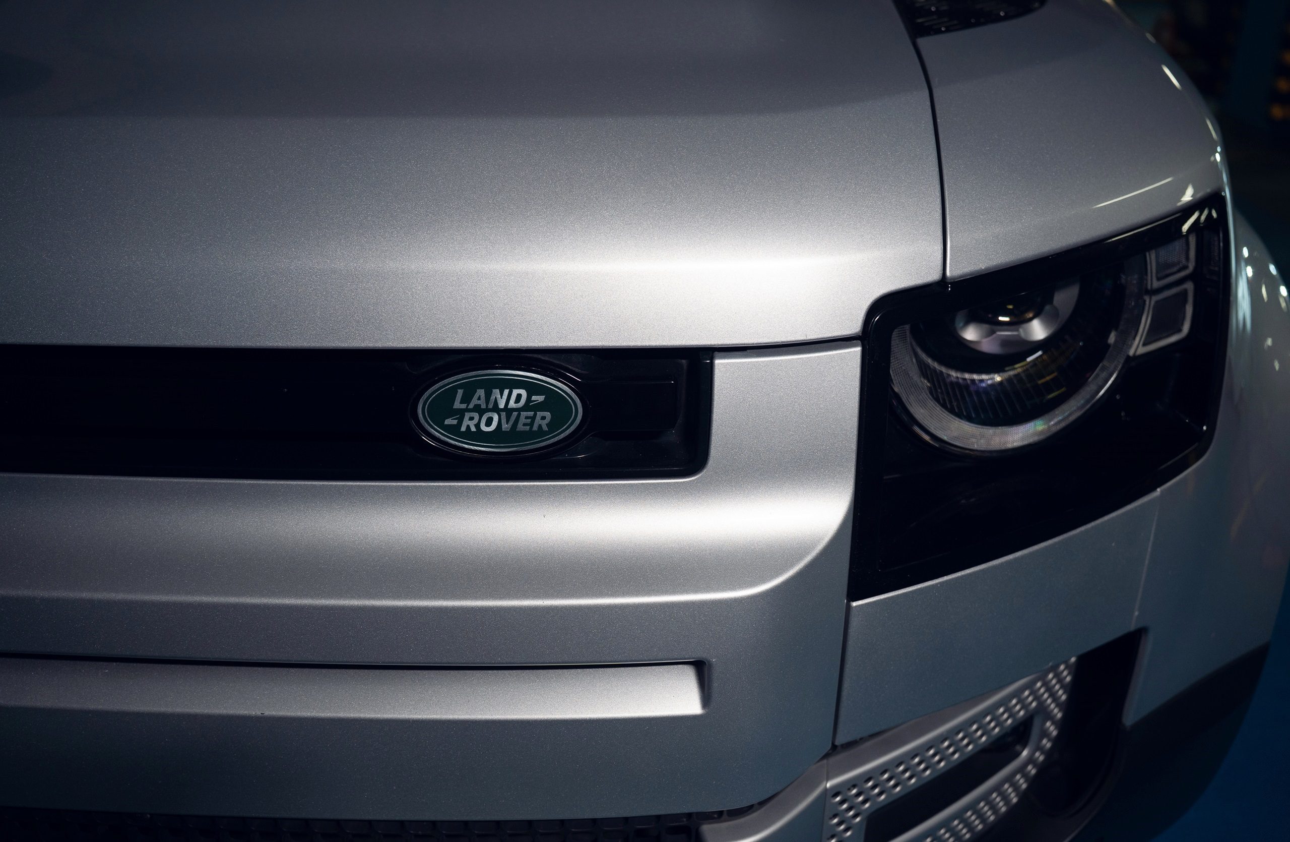 2020 Land Rover Defender D240 SE