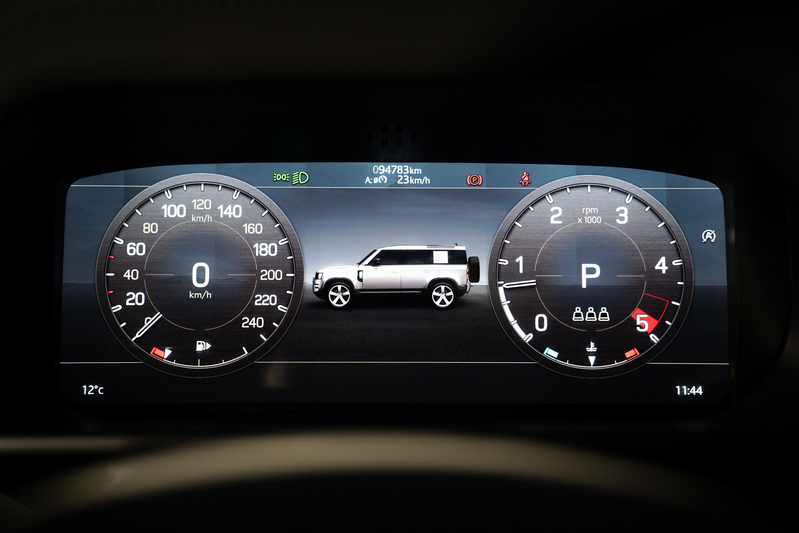 2020 Land Rover Defender D240 SE