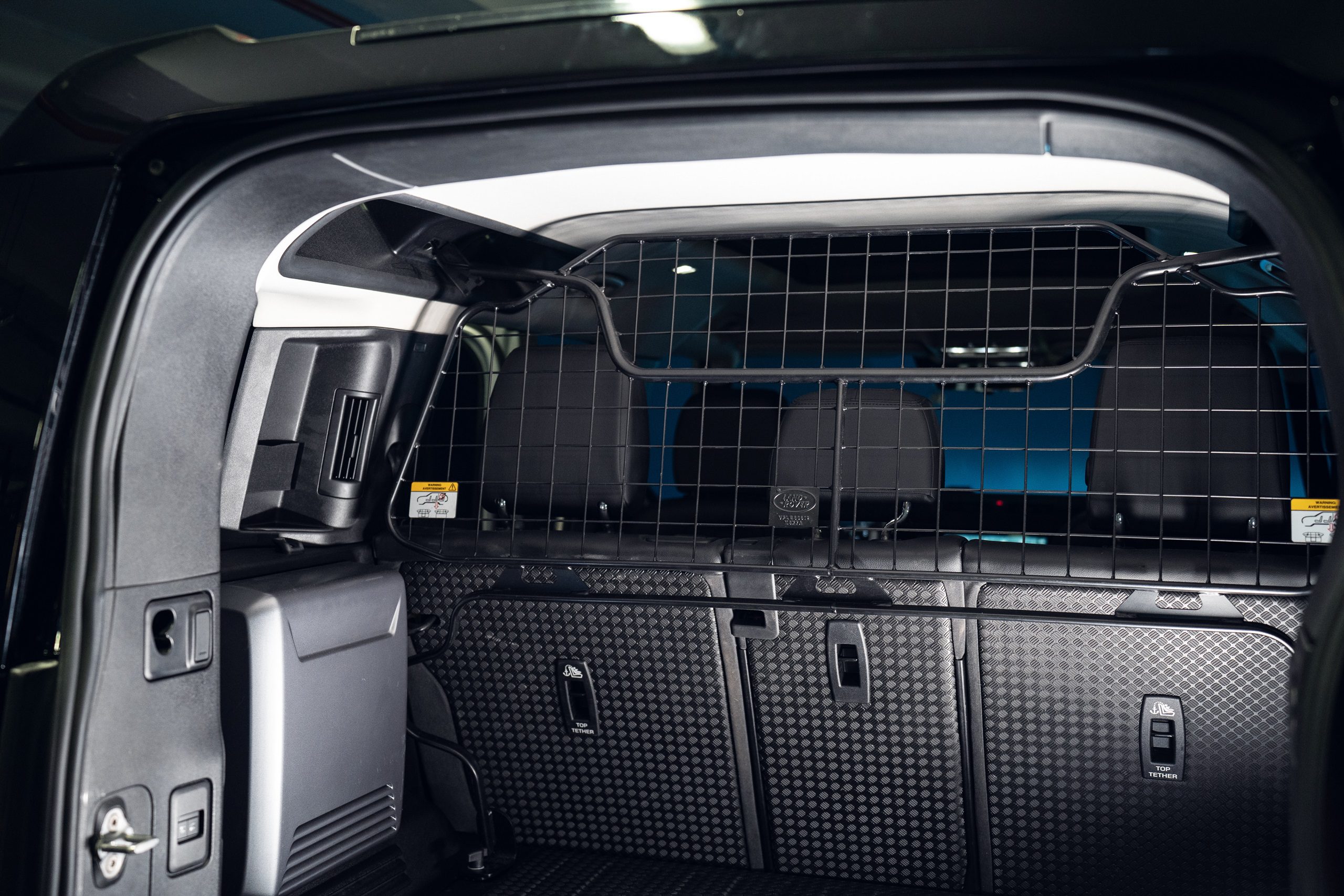 2020 Land Rover Defender D240 SE