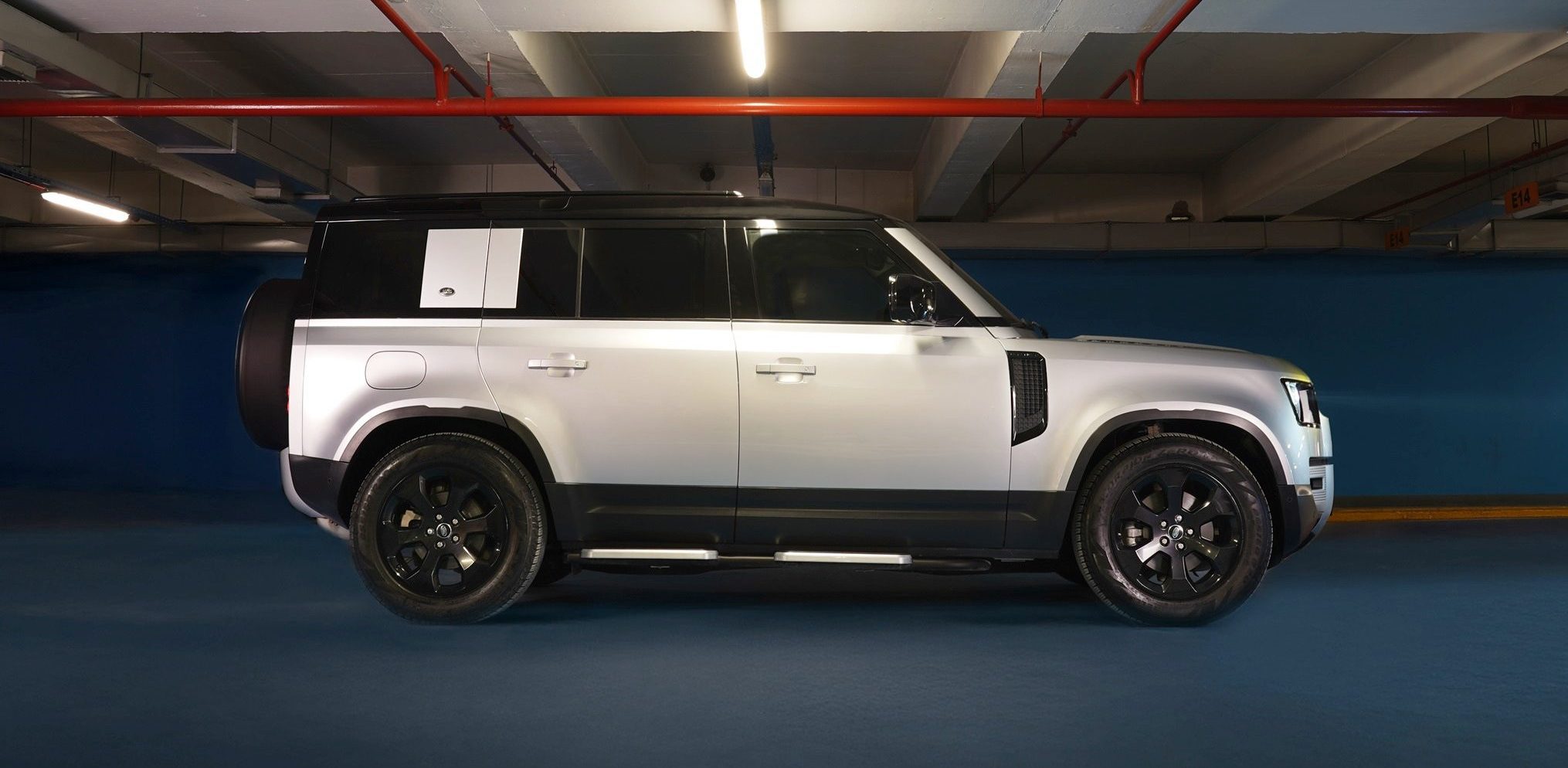 2020 Land Rover Defender D240 SE