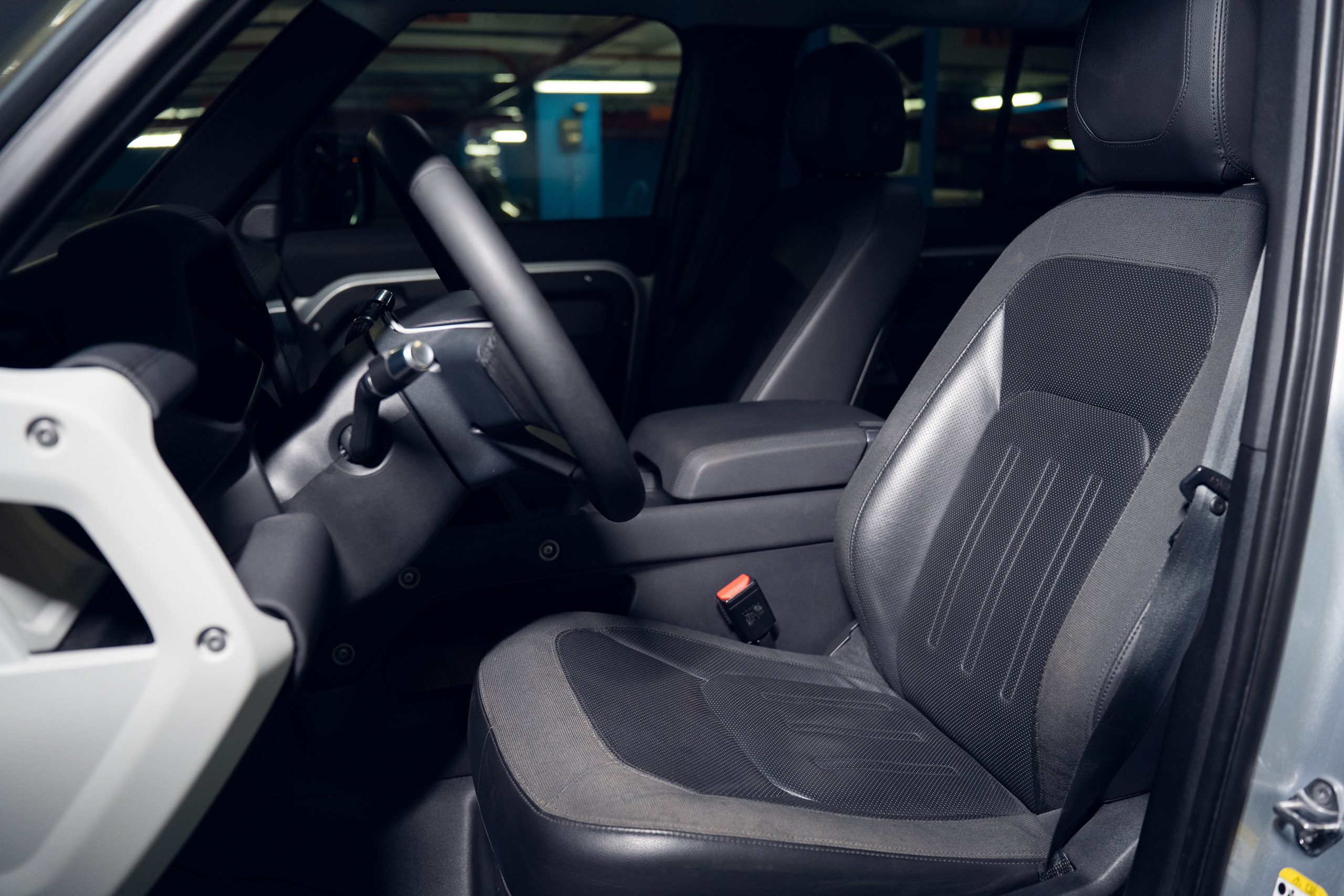 2020 Land Rover Defender D240 SE