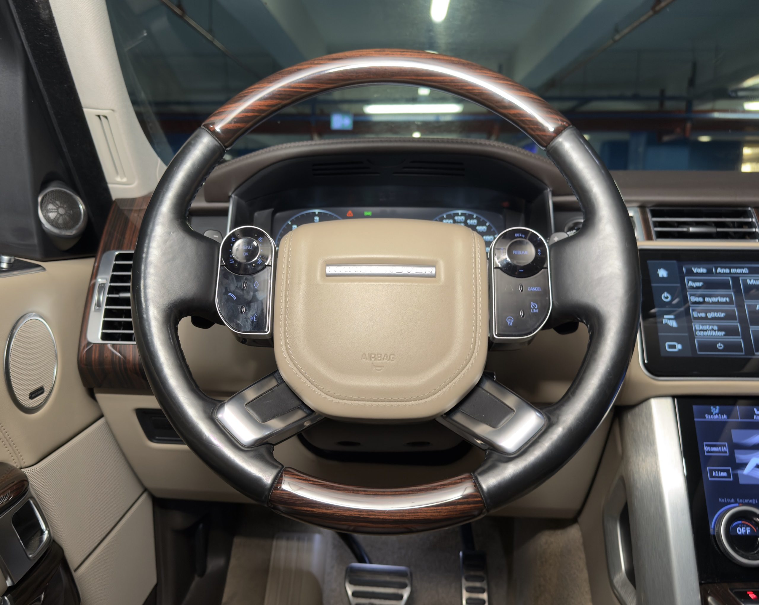 2015 Land Rover Range Rover TDV6 Vogue