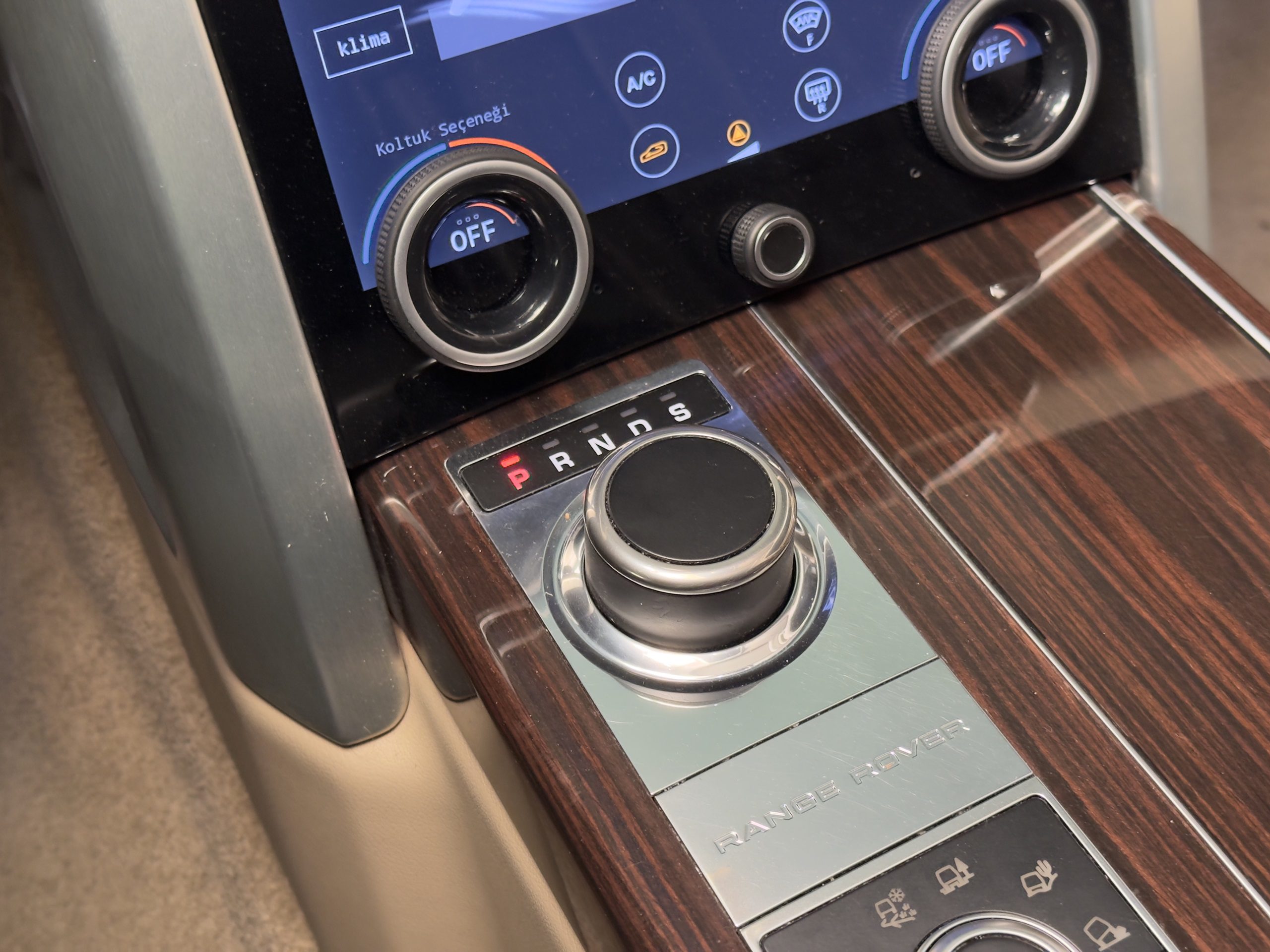 2015 Land Rover Range Rover TDV6 Vogue