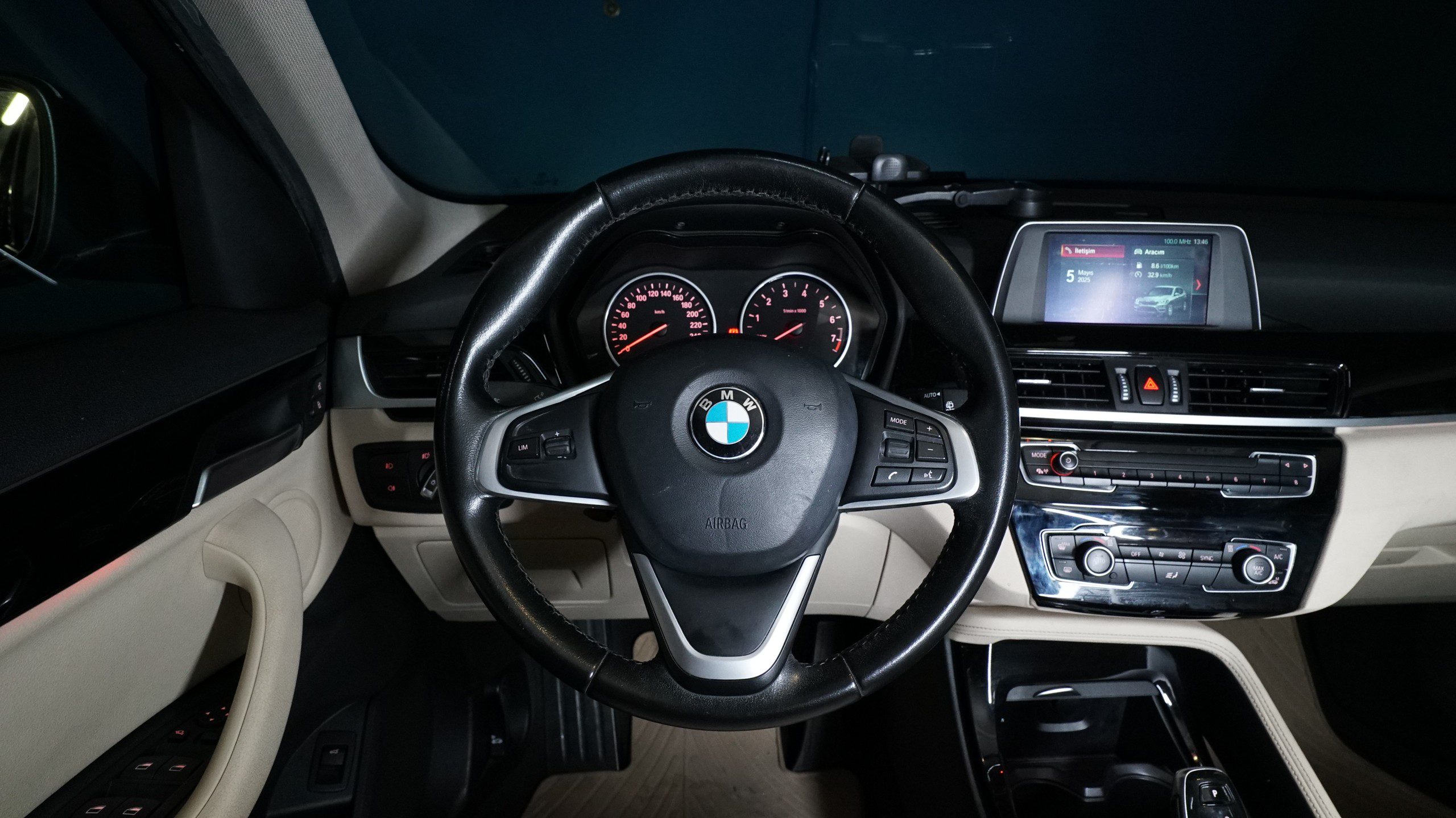 2017 BMW X1 sDrive18i