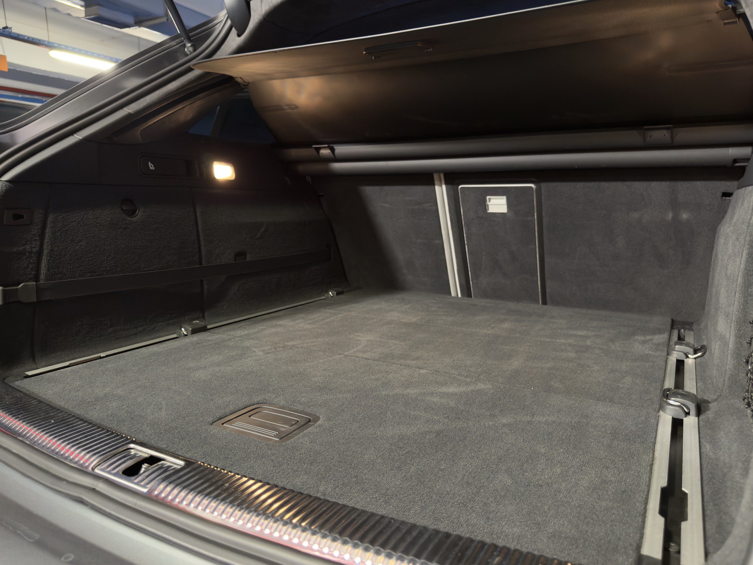 2016 AUDI RS6 Avant Performance