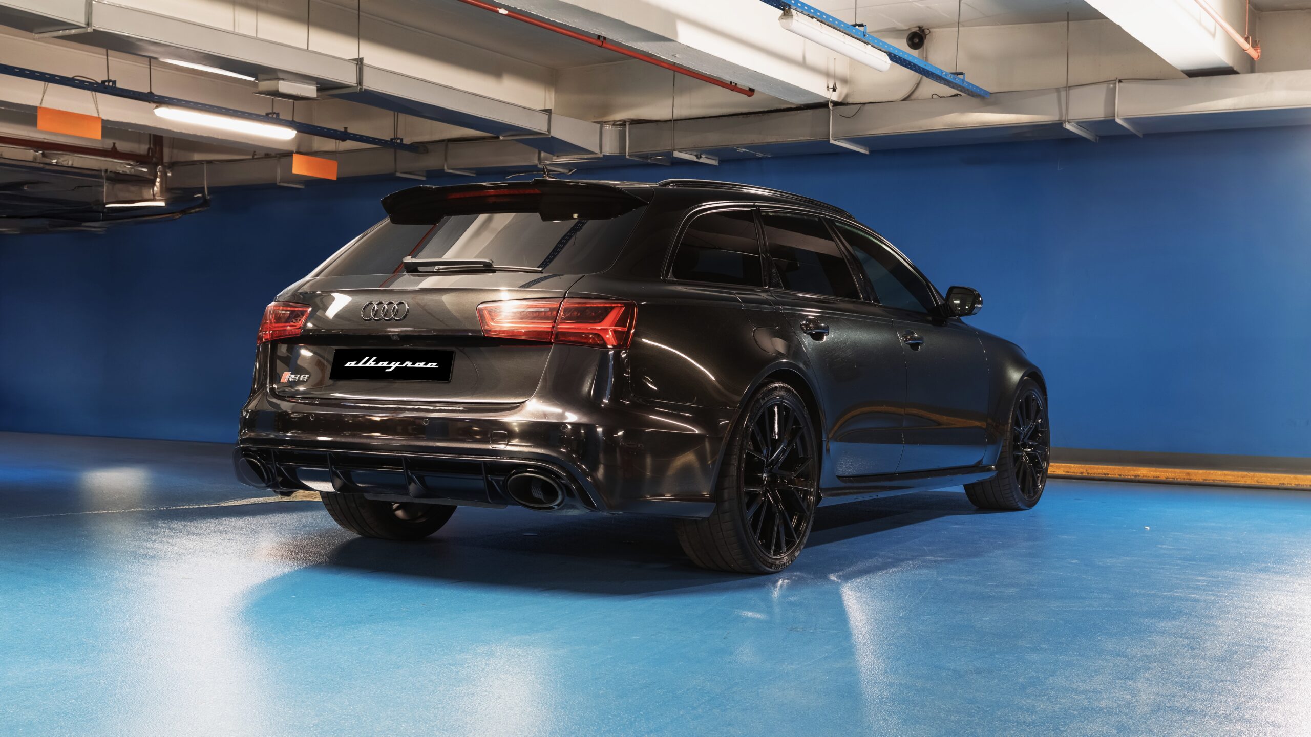 2017 AUDI RS6 Avant Performance