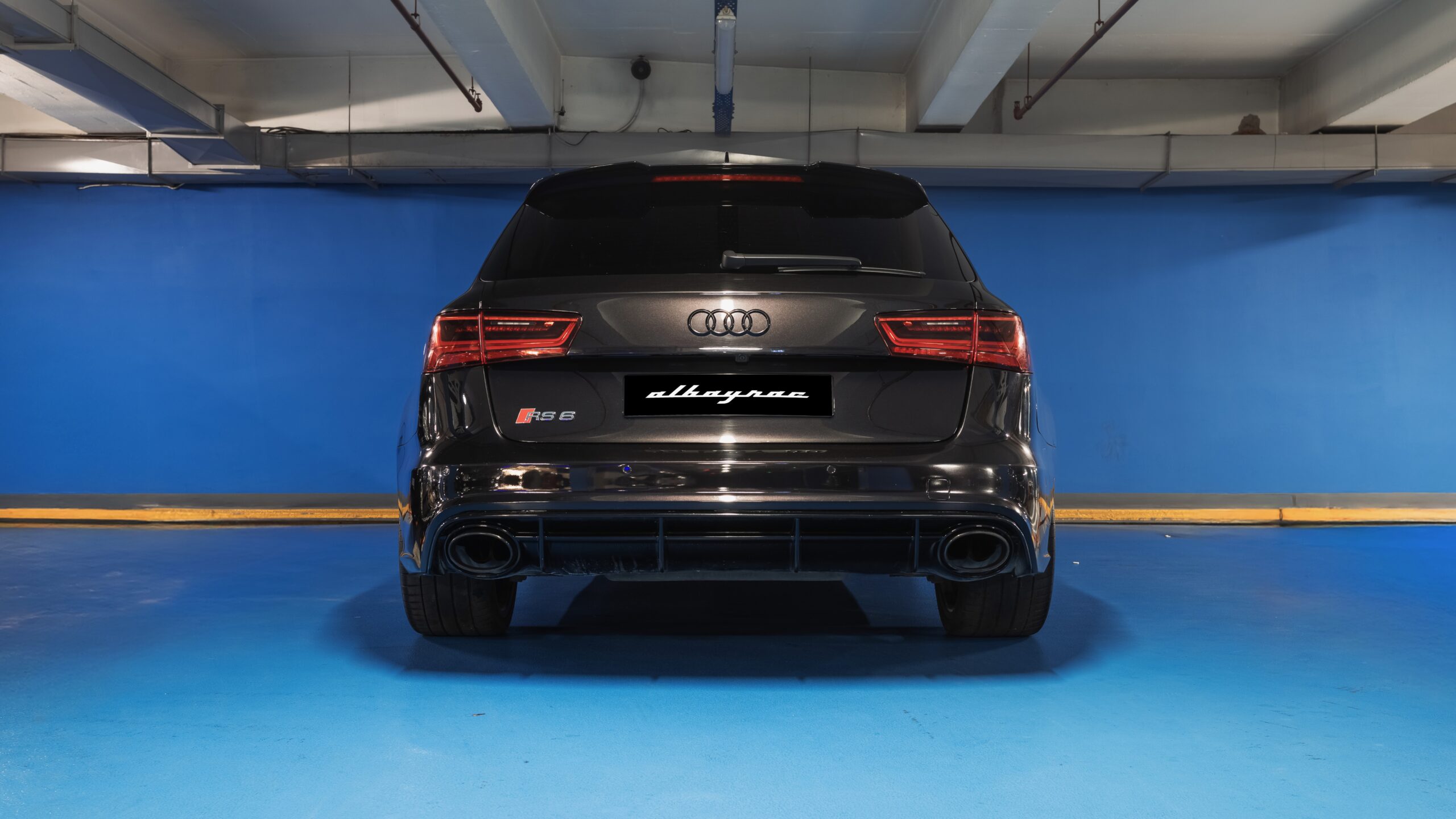 2017 AUDI RS6 Avant Performance