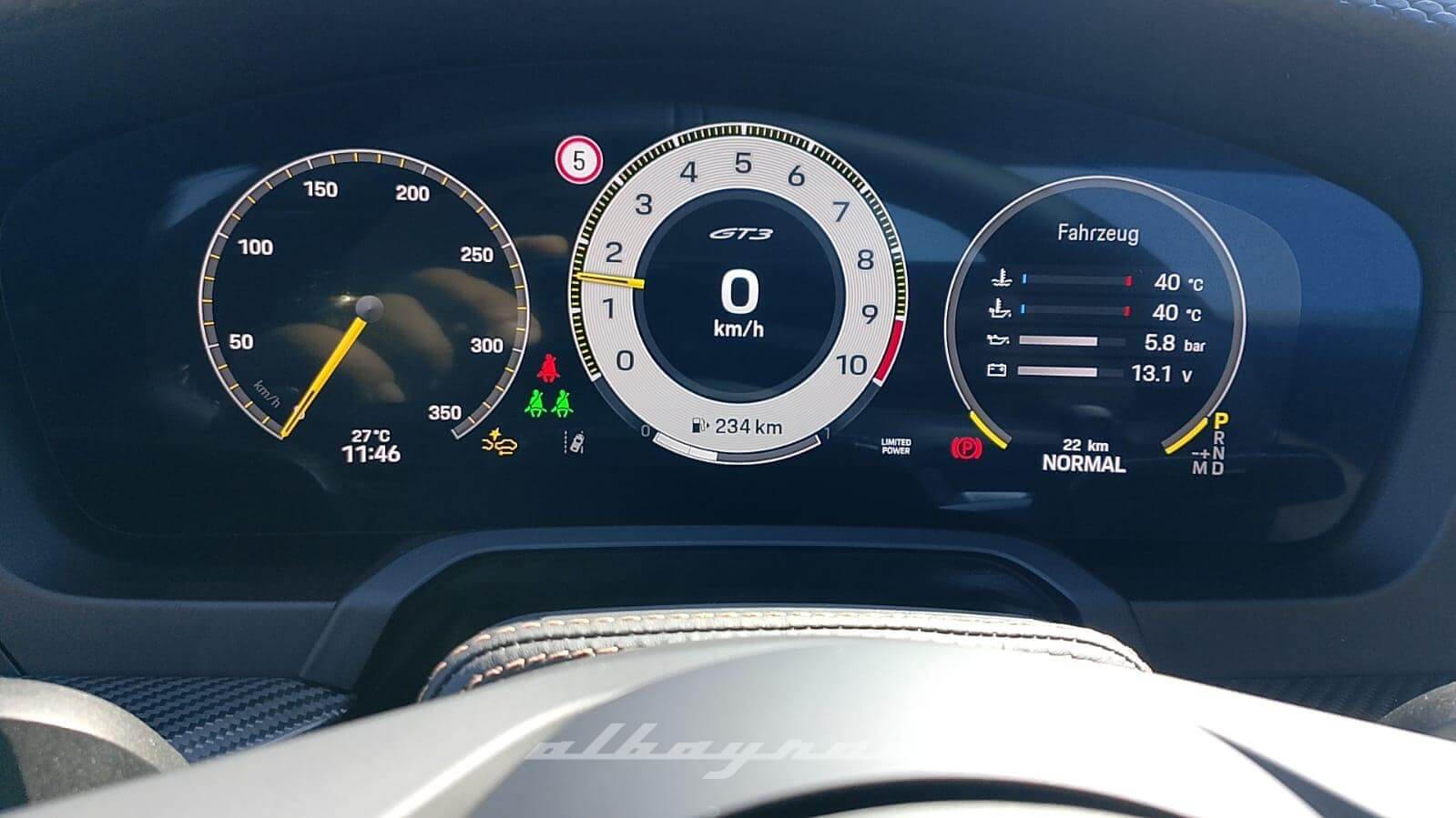 2025 Porsche 911 GT3 Touring