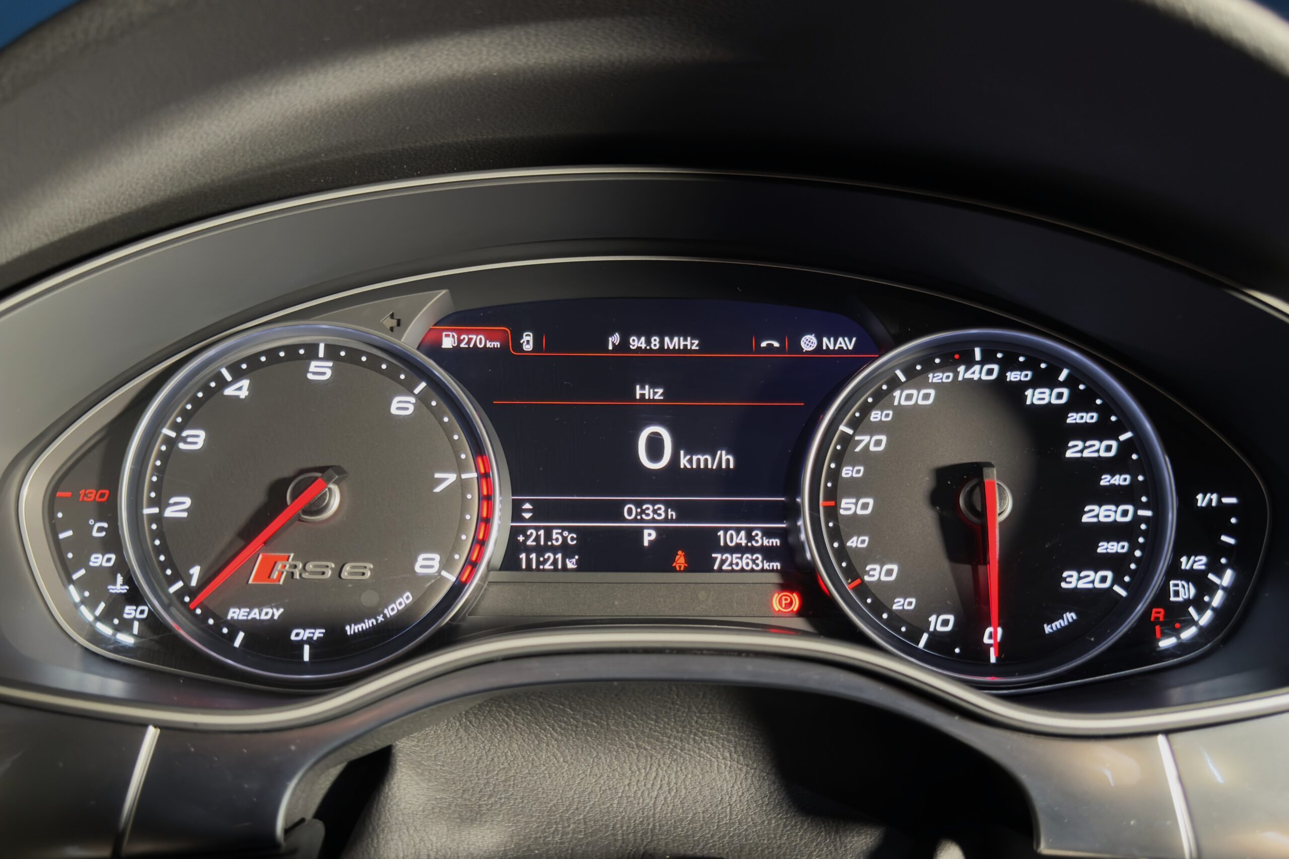 2017 AUDI RS6 Avant Performance