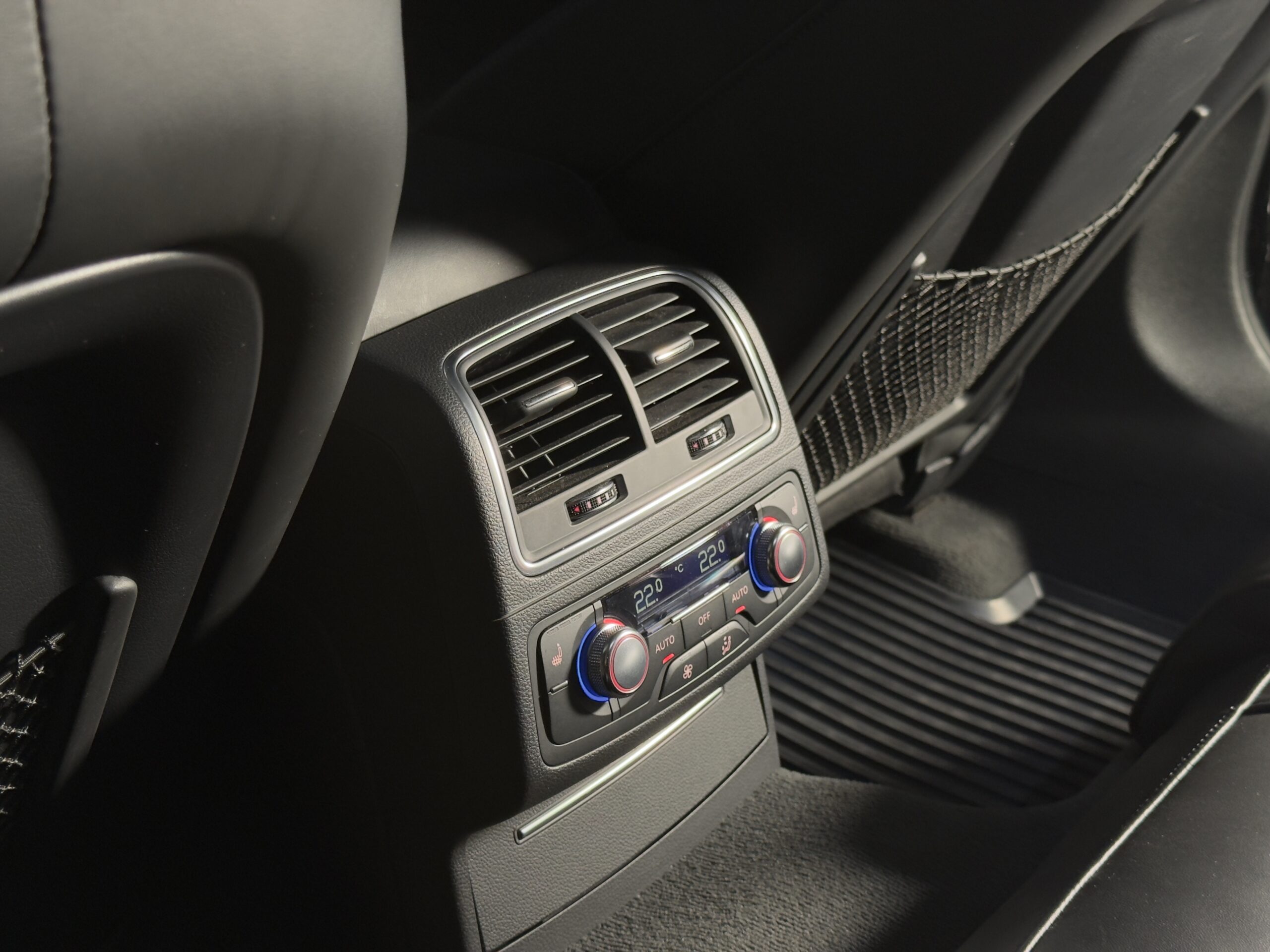 2017 AUDI RS6 Avant Performance