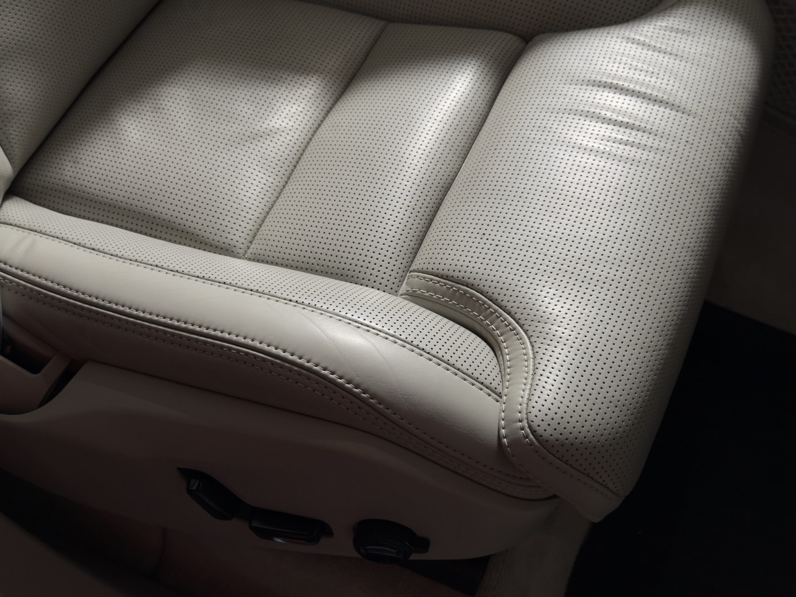 2019 Volvo XC90 B5 Inscription