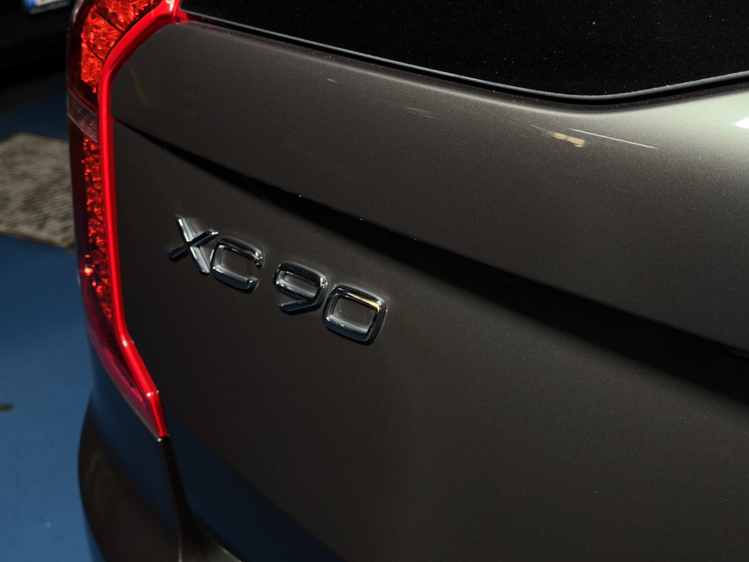 2019 Volvo XC90 B5 Inscription