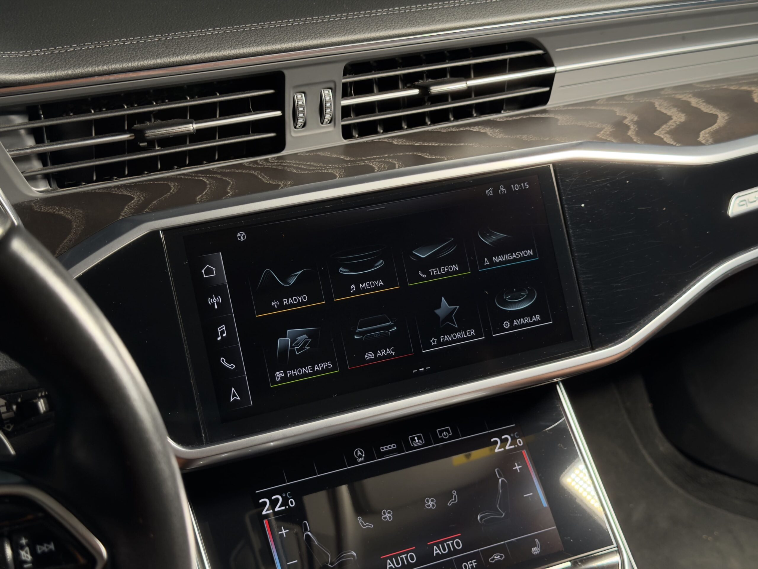 2021 AUDI A6 Sedan 40TDI QUATTRO 204 HP S TRONIC