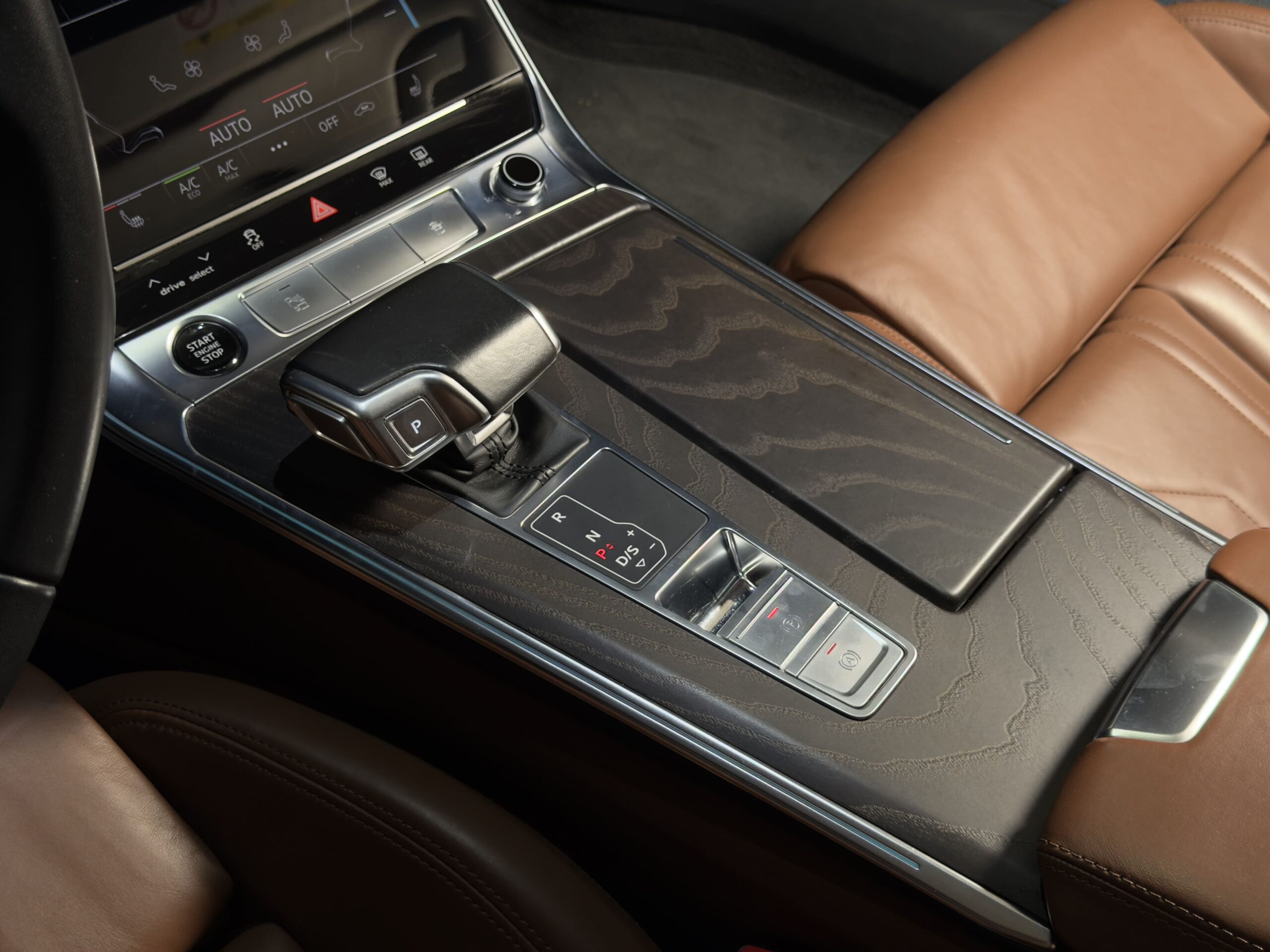 2021 AUDI A6 Sedan 40TDI QUATTRO 204 HP S TRONIC