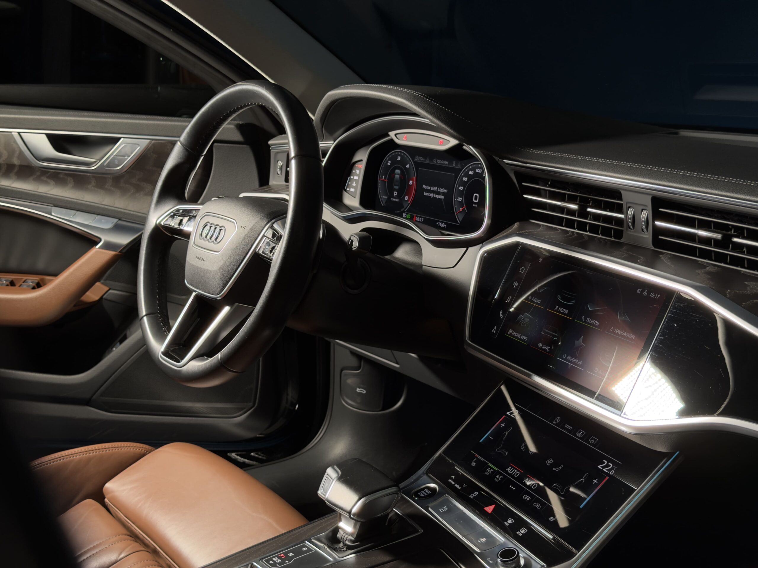 2021 AUDI A6 Sedan 40TDI QUATTRO 204 HP S TRONIC