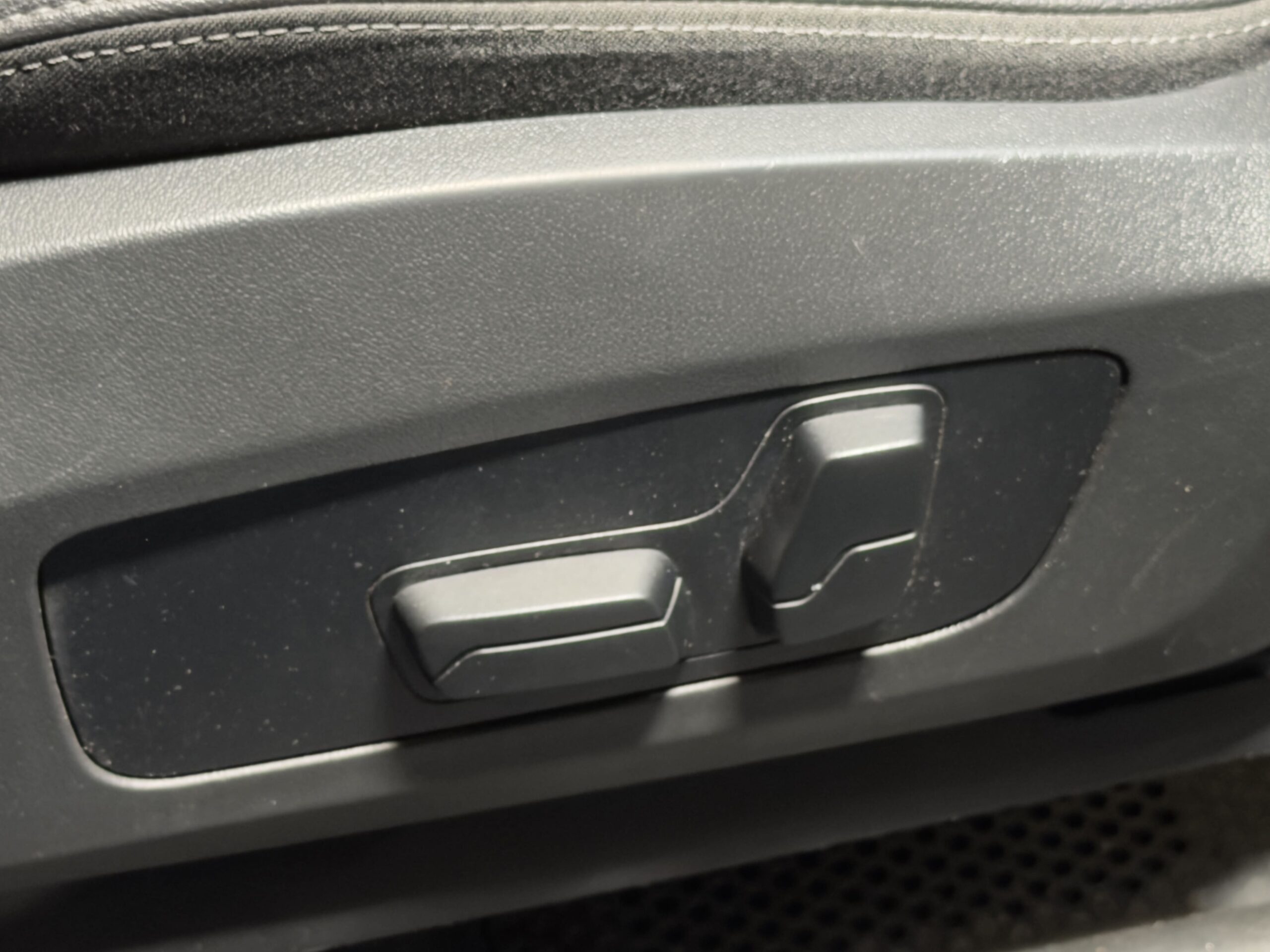 2023 BMW X1 sDrive 20i