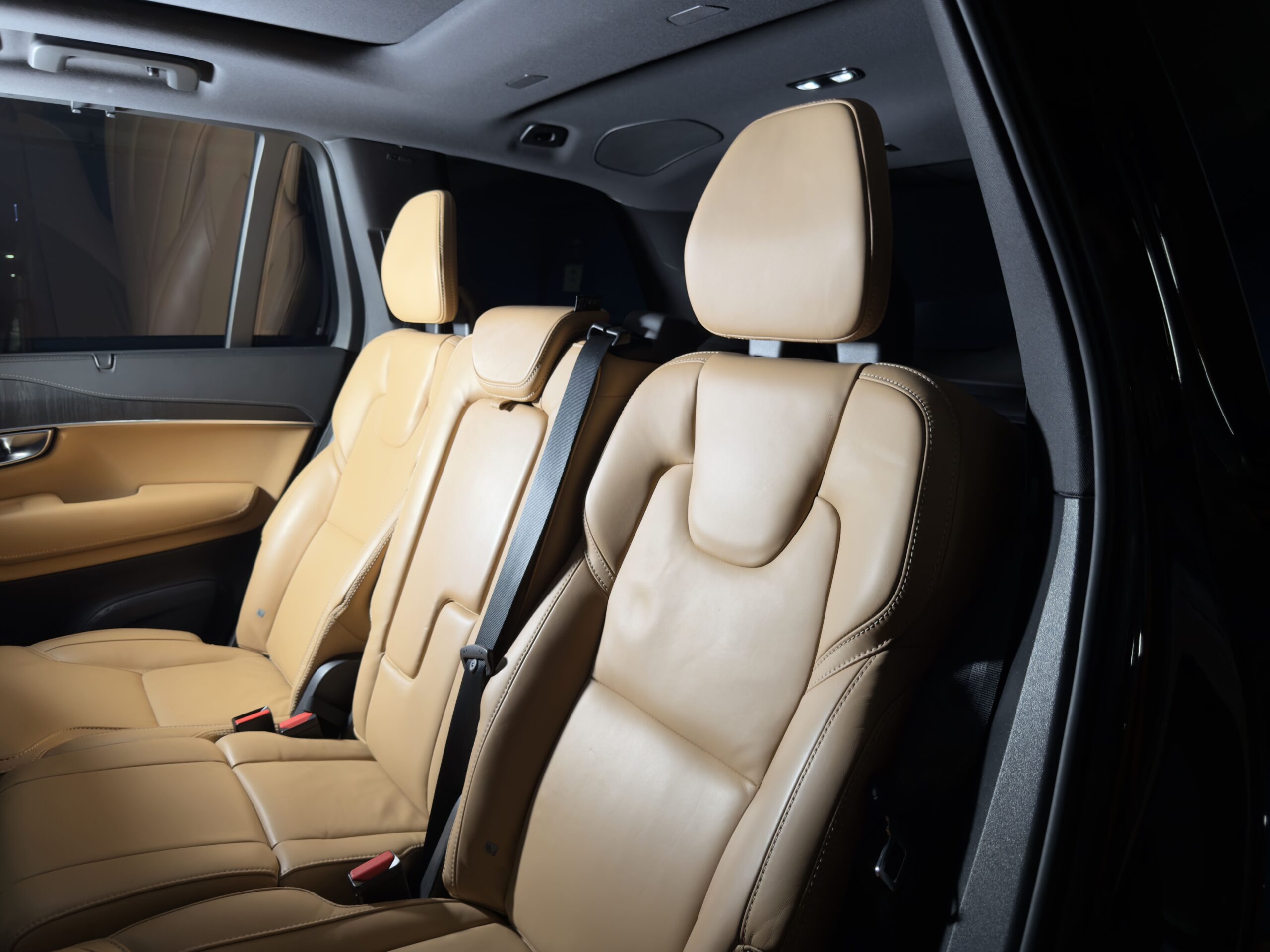 2023 Volvo XC90 B5 AWD Plus Bright