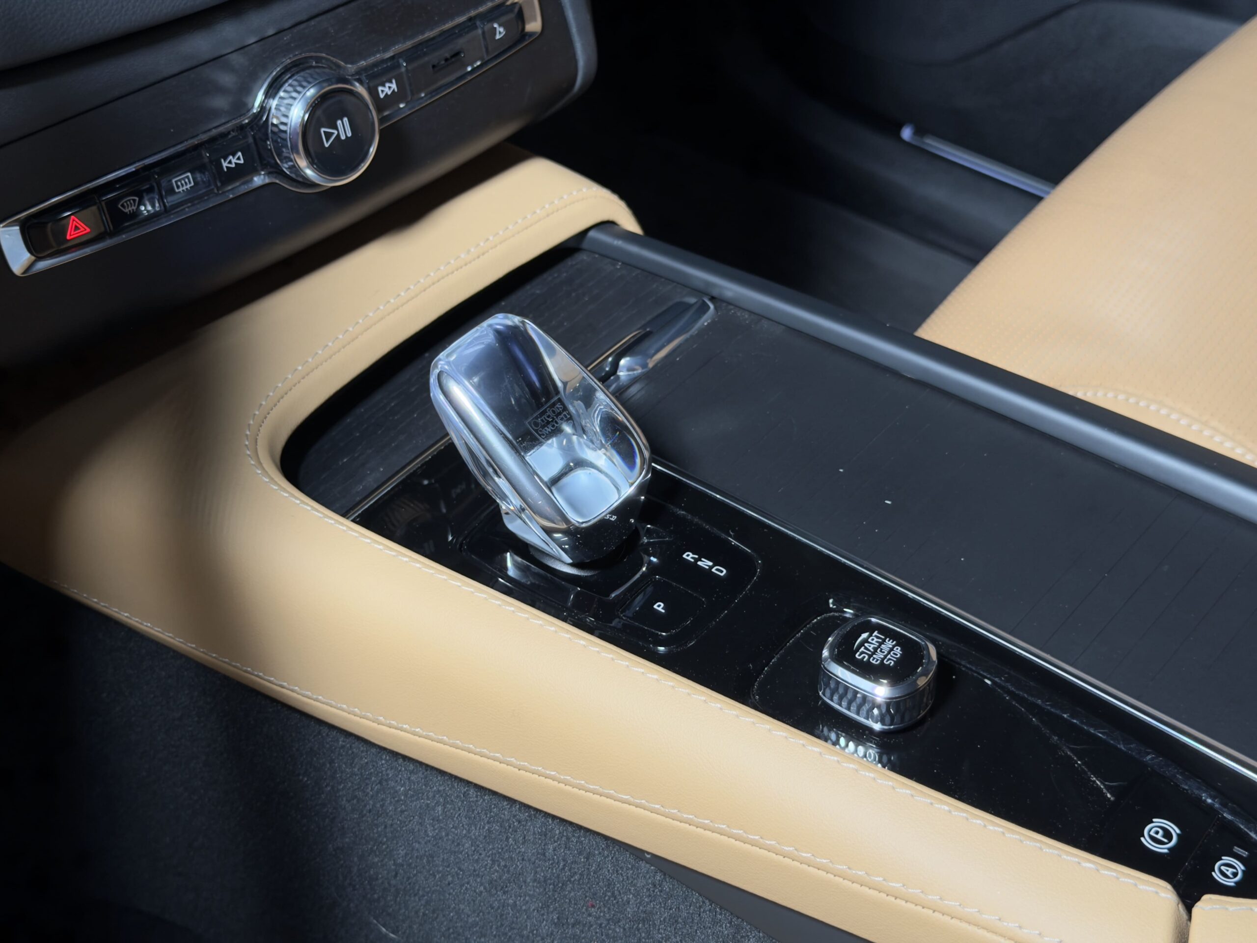 2023 Volvo XC90 B5 AWD Plus Bright