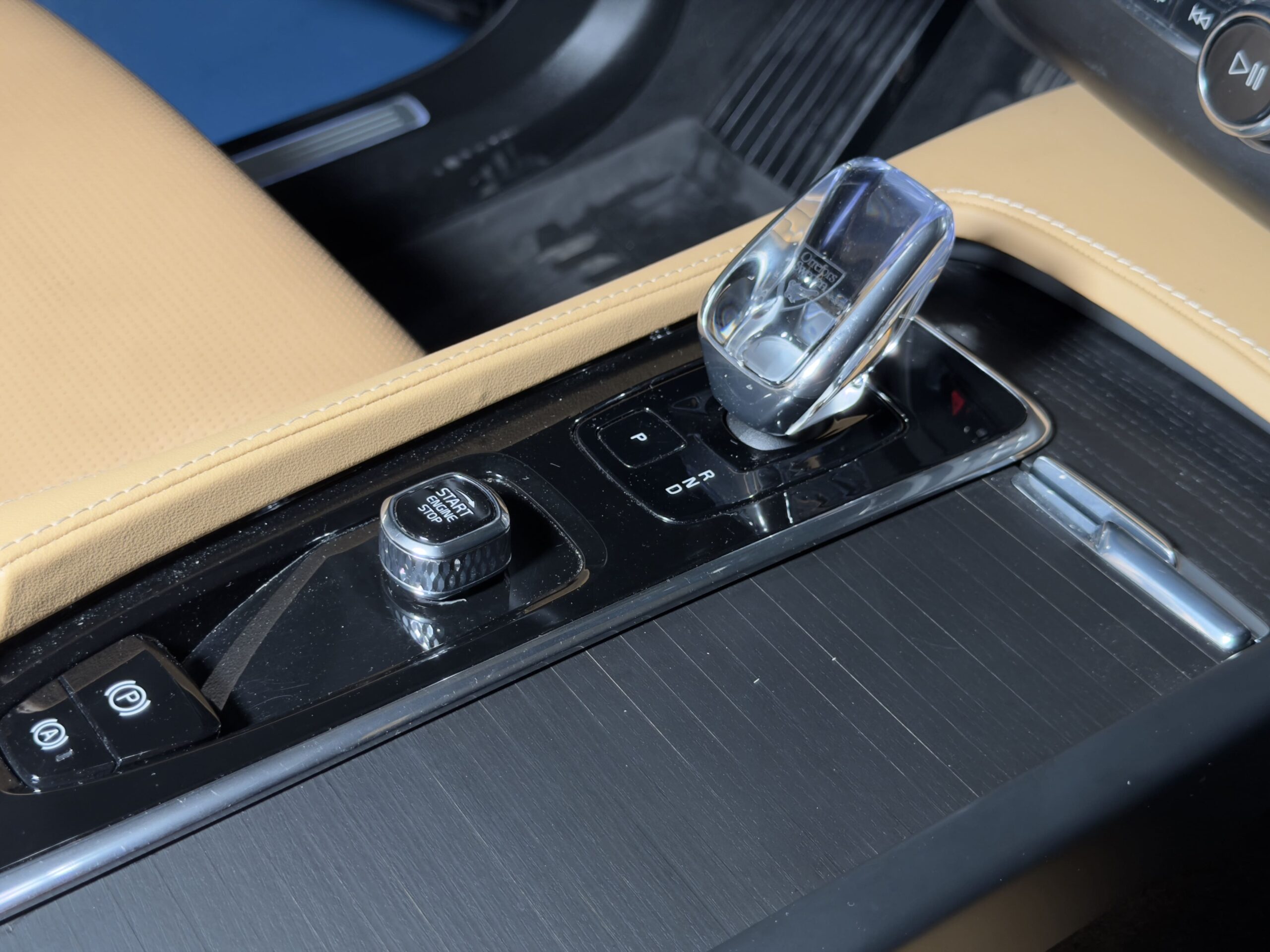 2023 Volvo XC90 B5 AWD Plus Bright