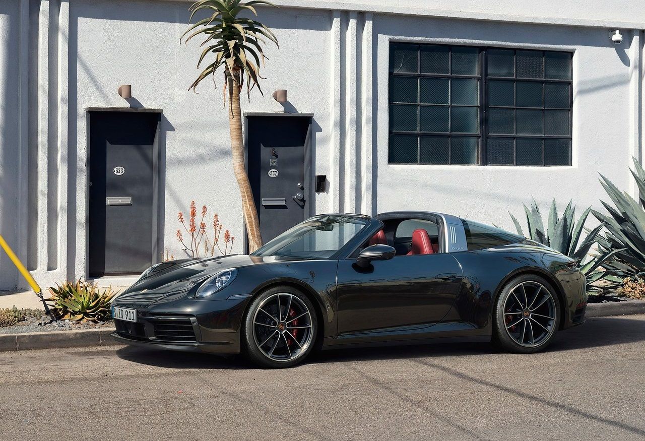 Porsche, 911(992) Targa’yı tanıttı.