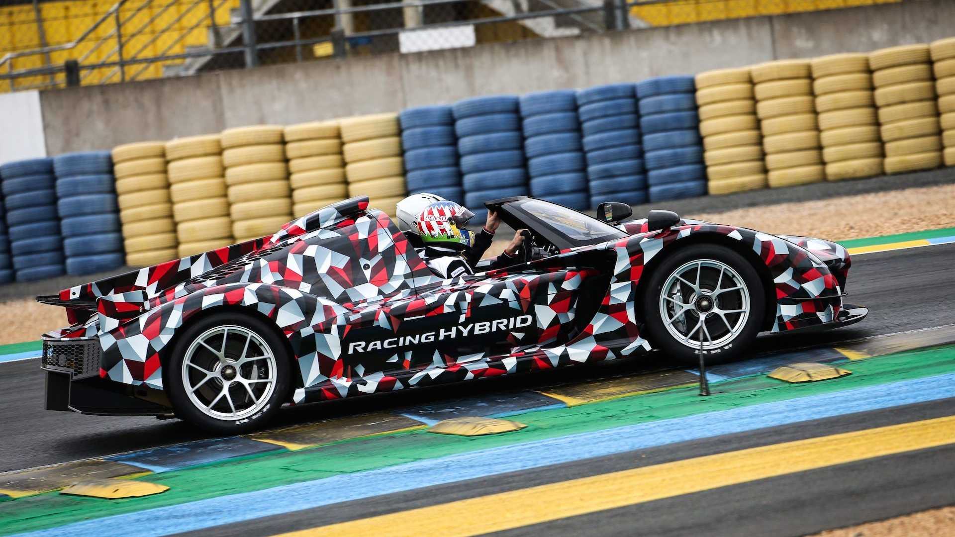 TOYOTA GR SUPER SPORT LE MANS’DA BOY GÖSTERDİ