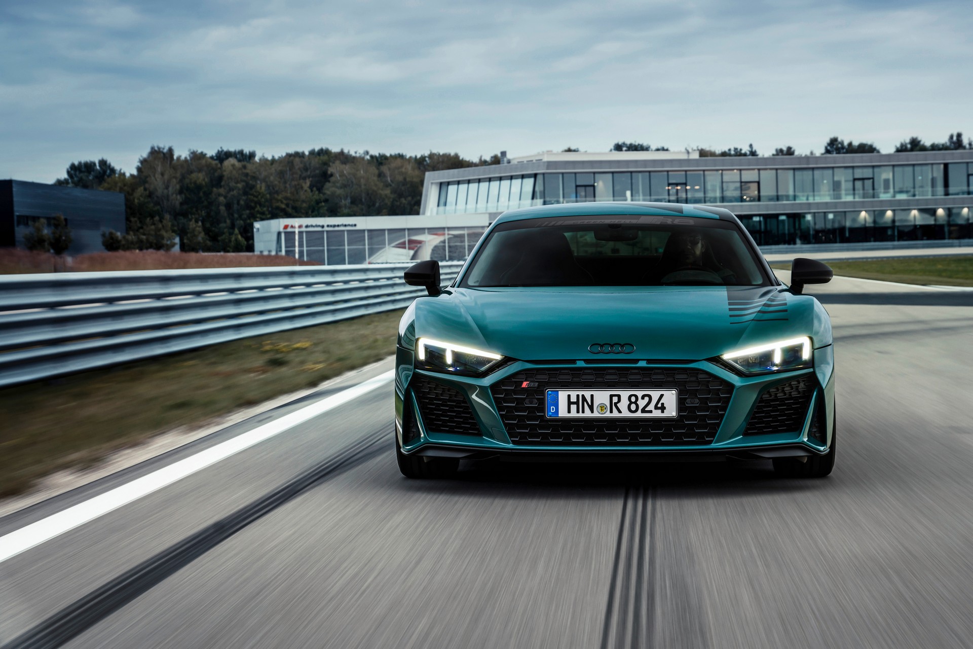 Yeni Audi R8, 2023’te çift turbo V8 ile gelebilir