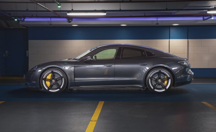 2021 Porsche Taycan Turbo S