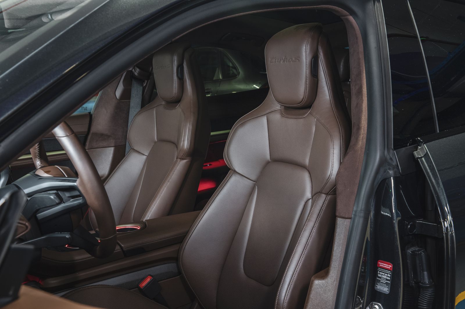 2021 Porsche Taycan Turbo S