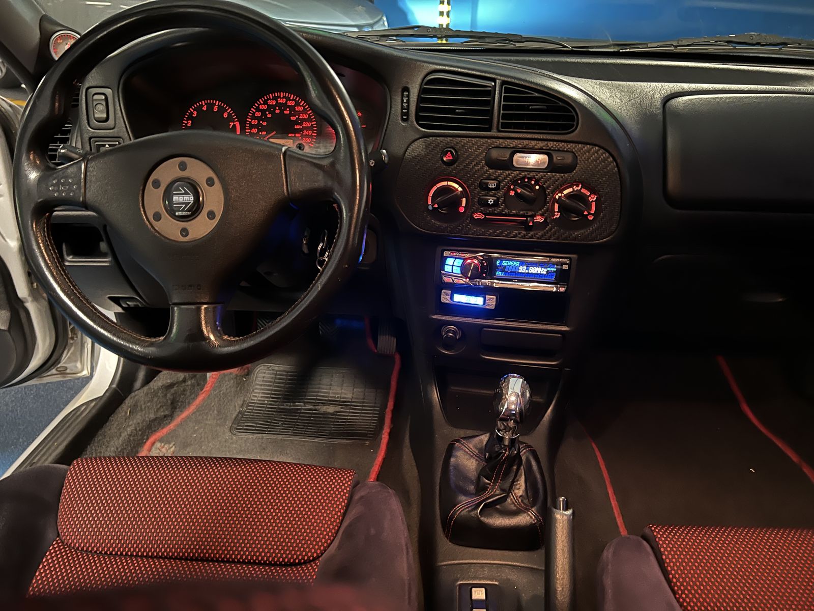 2001 Mitsubishi Lancer EVO 6 Tommi Makinen Edition