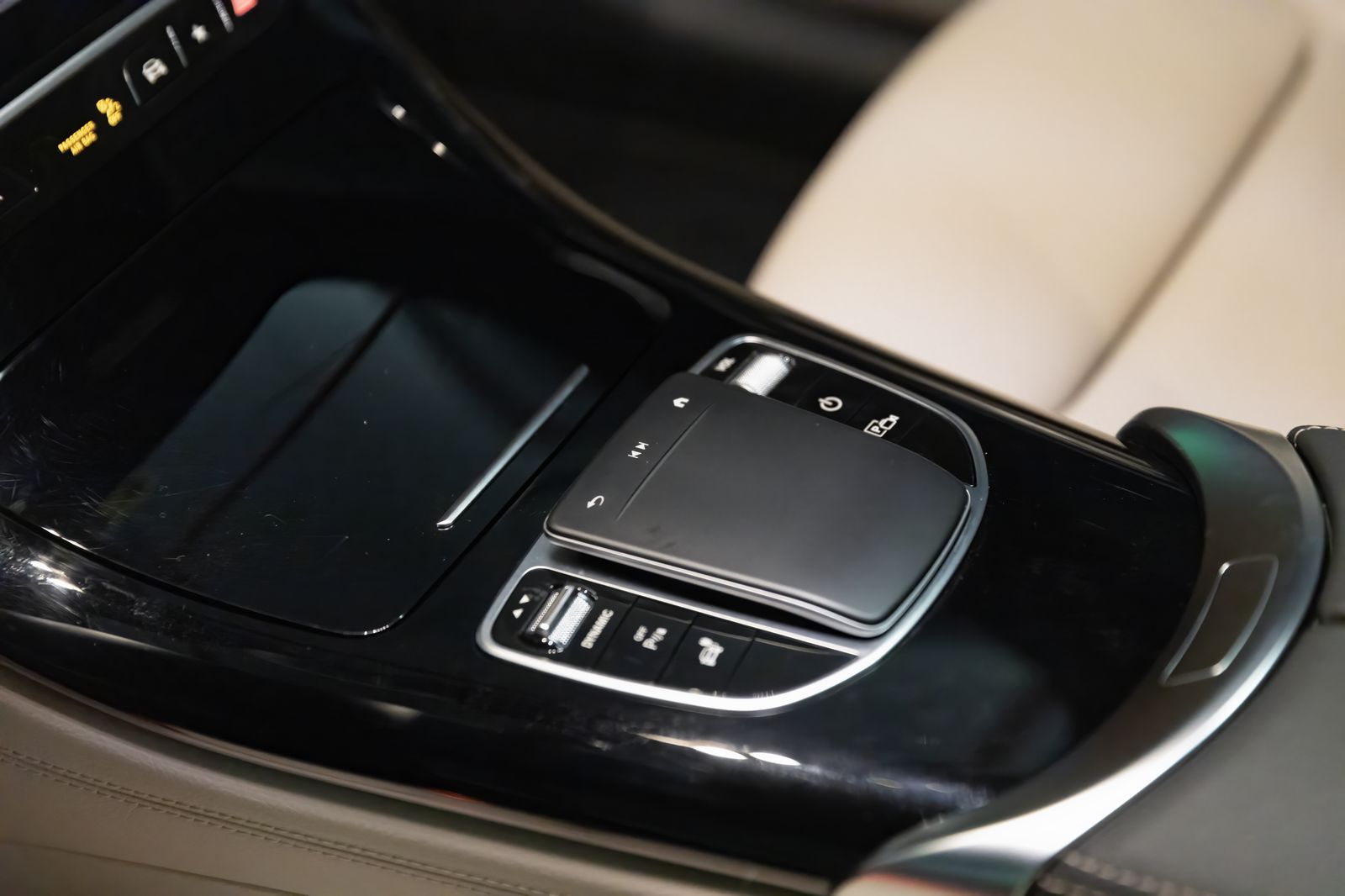 2021 Mercedes-Benz EQC 400 4Matic Electric Art