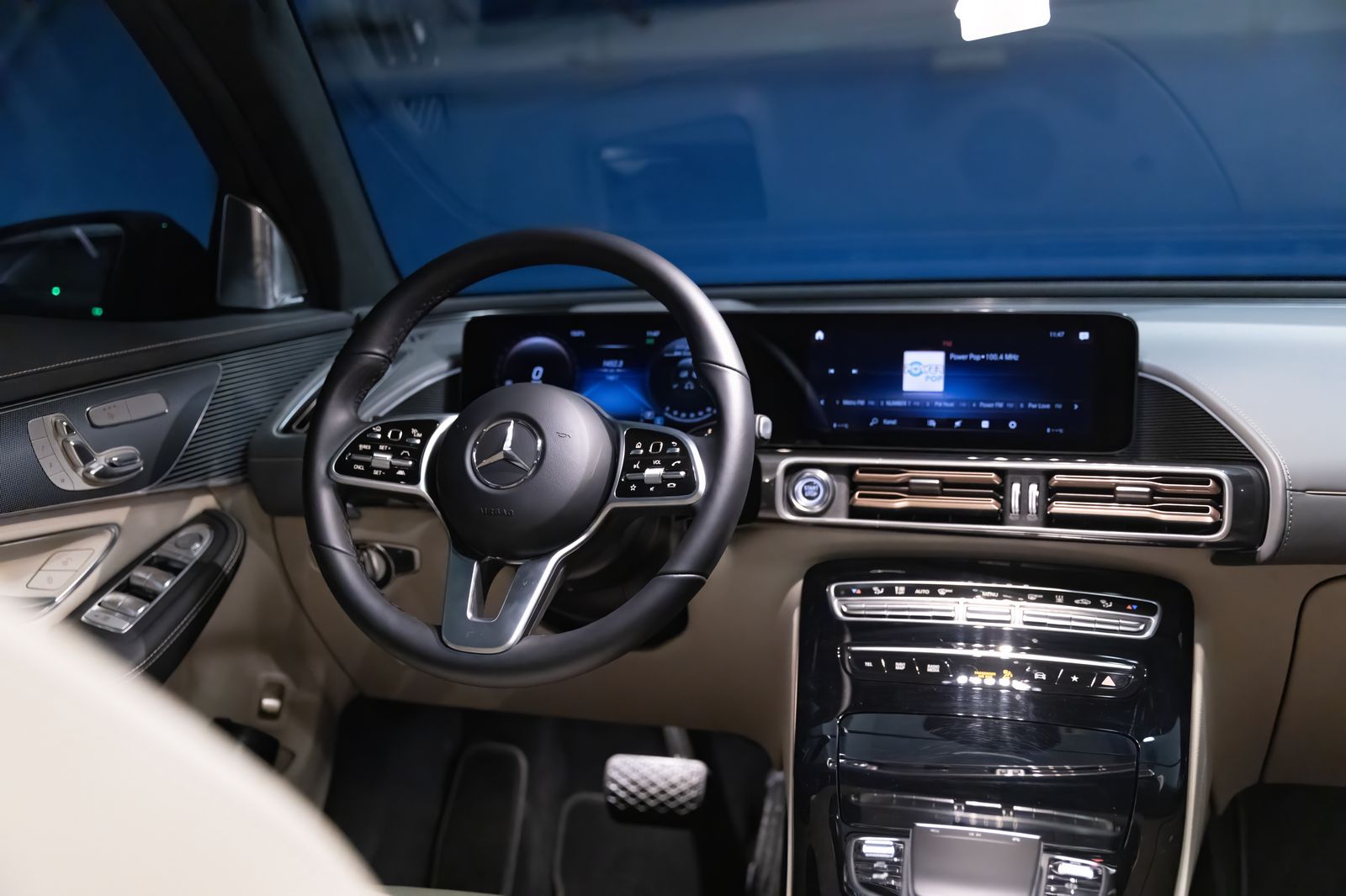 2021 Mercedes-Benz EQC 400 4Matic Electric Art