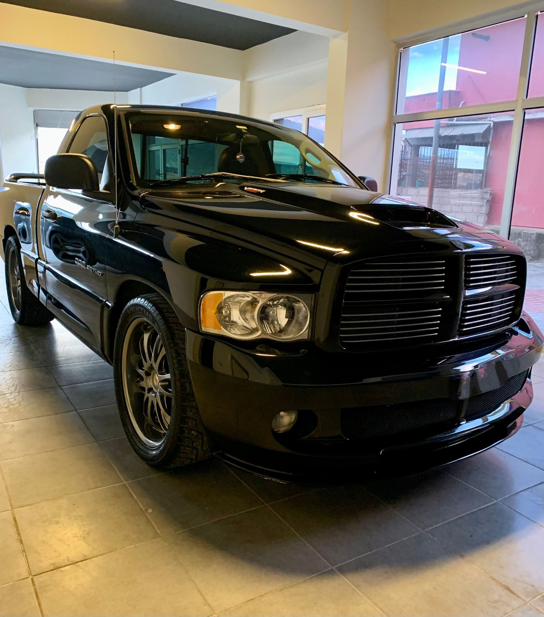 2004 Dodge RAM SRT-10