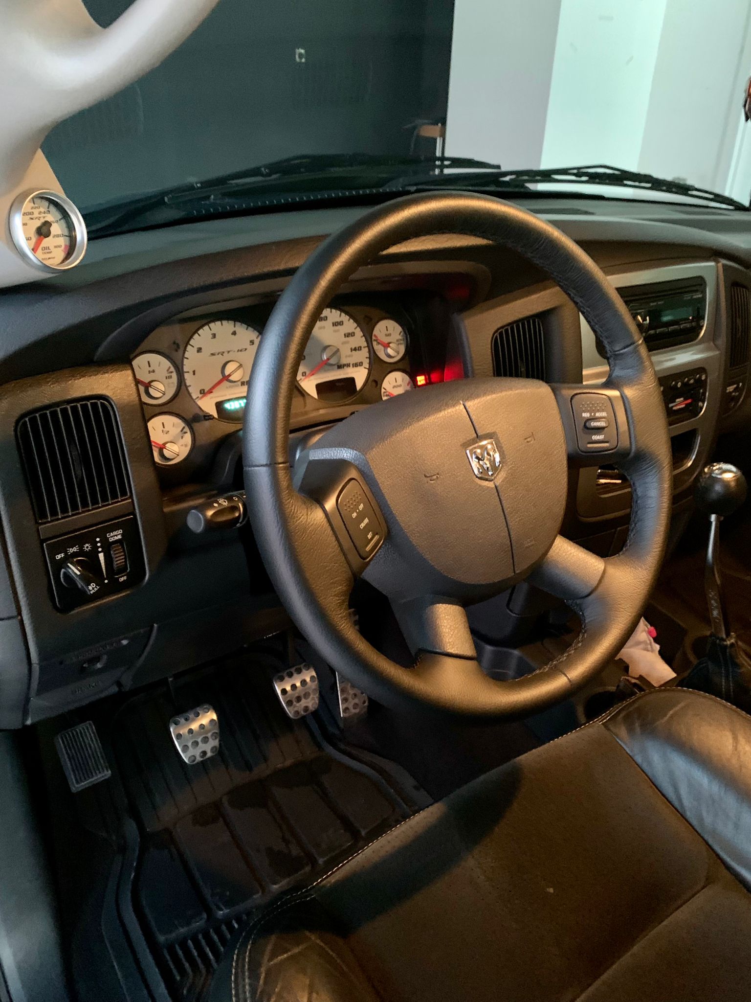 2004 Dodge RAM SRT-10